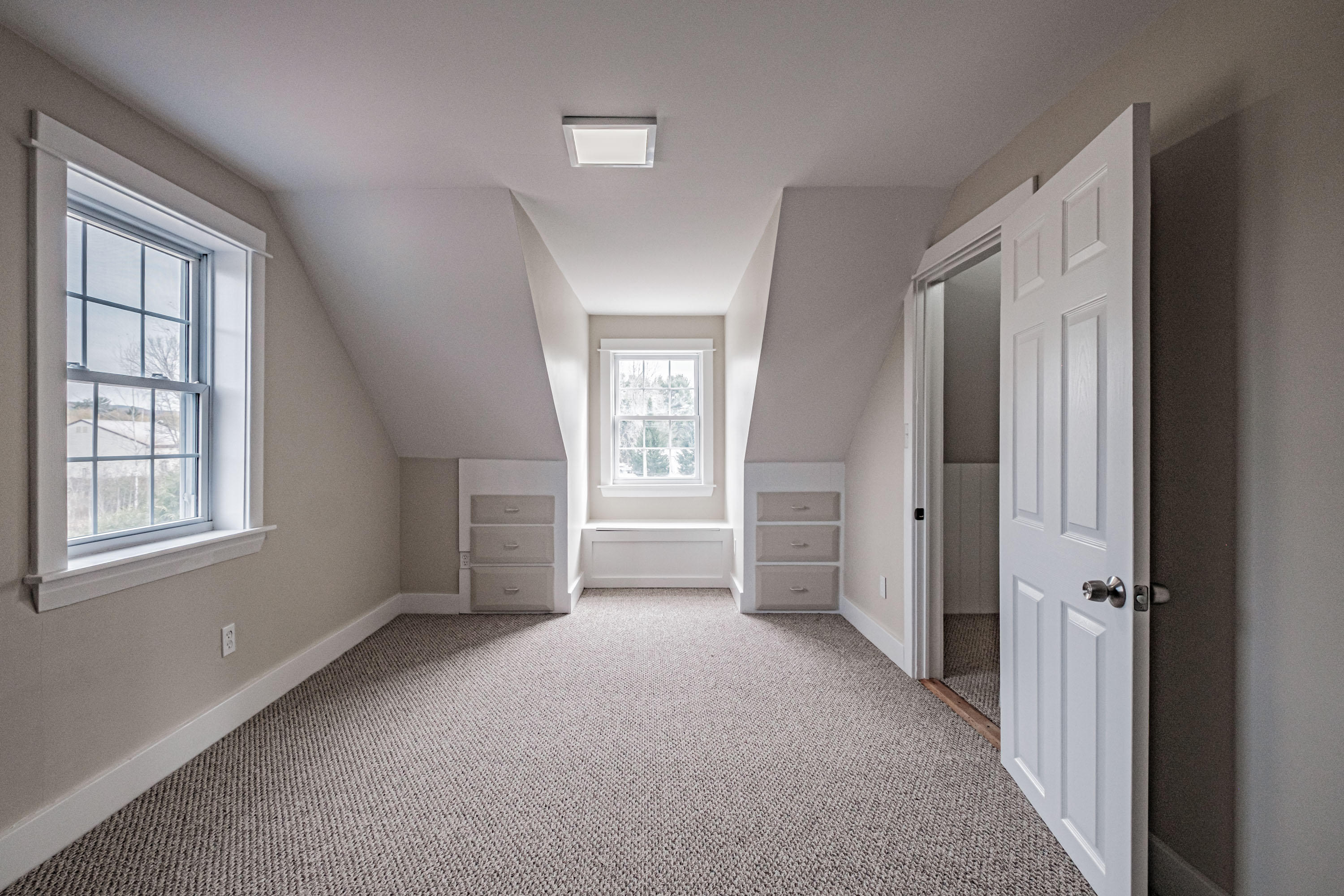 443 High Street, Paris, ME, 04281-6507
