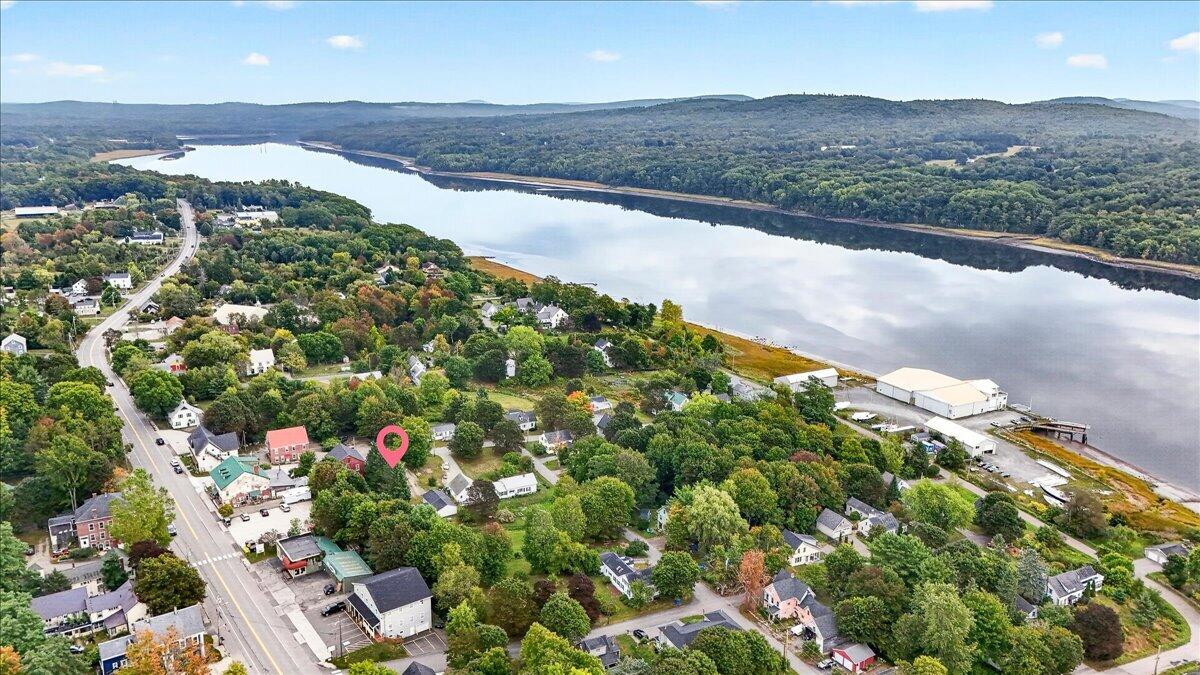 15 Commercial Street, Winterport, ME 04496 63-15 Commercial St