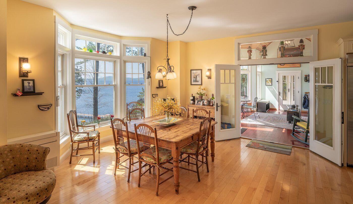 361 Cape Road, Raymond, ME, 04071 361 Cape Road, Raymond, ME, 04071