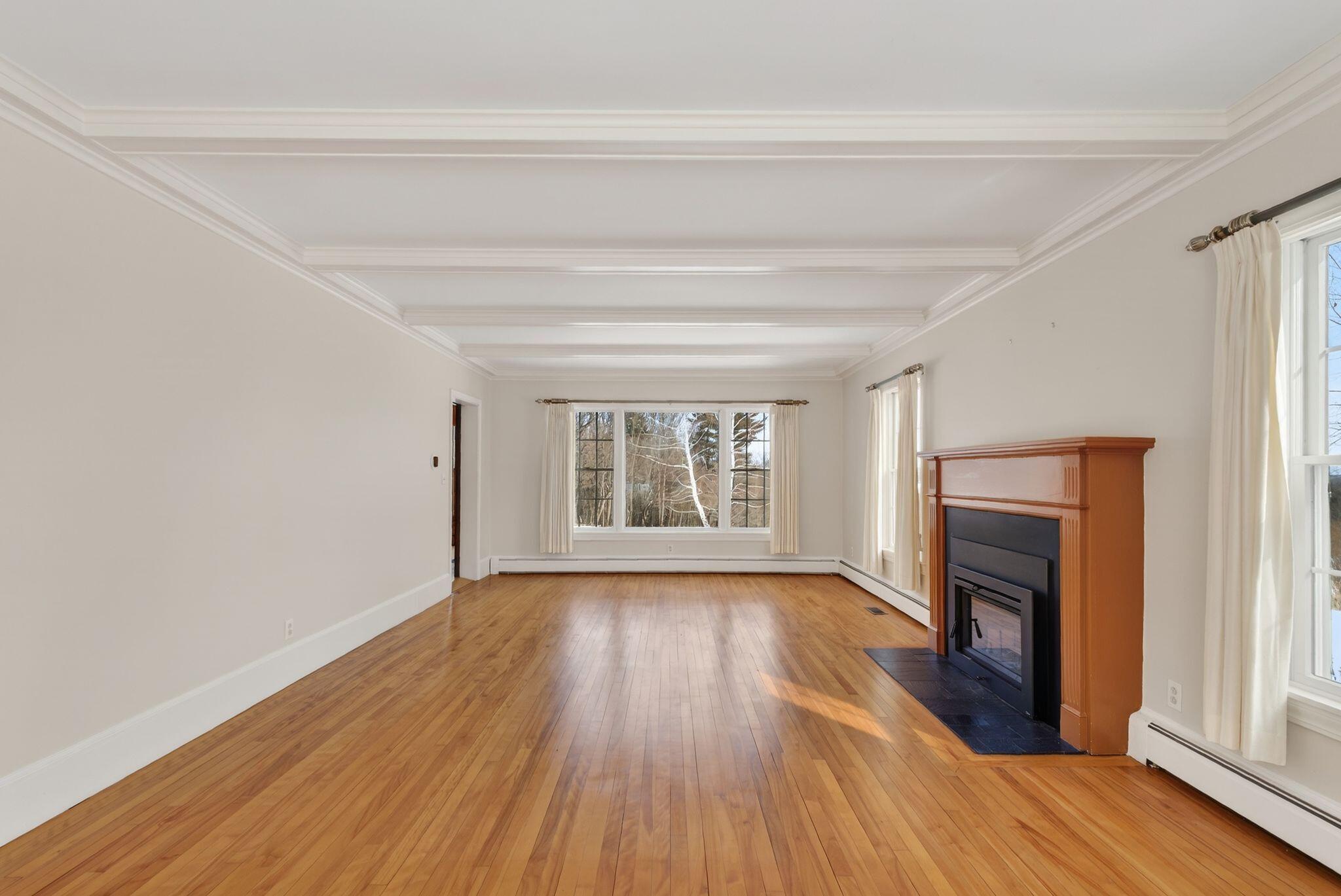 525 W Auburn Road, Auburn, ME, 04210