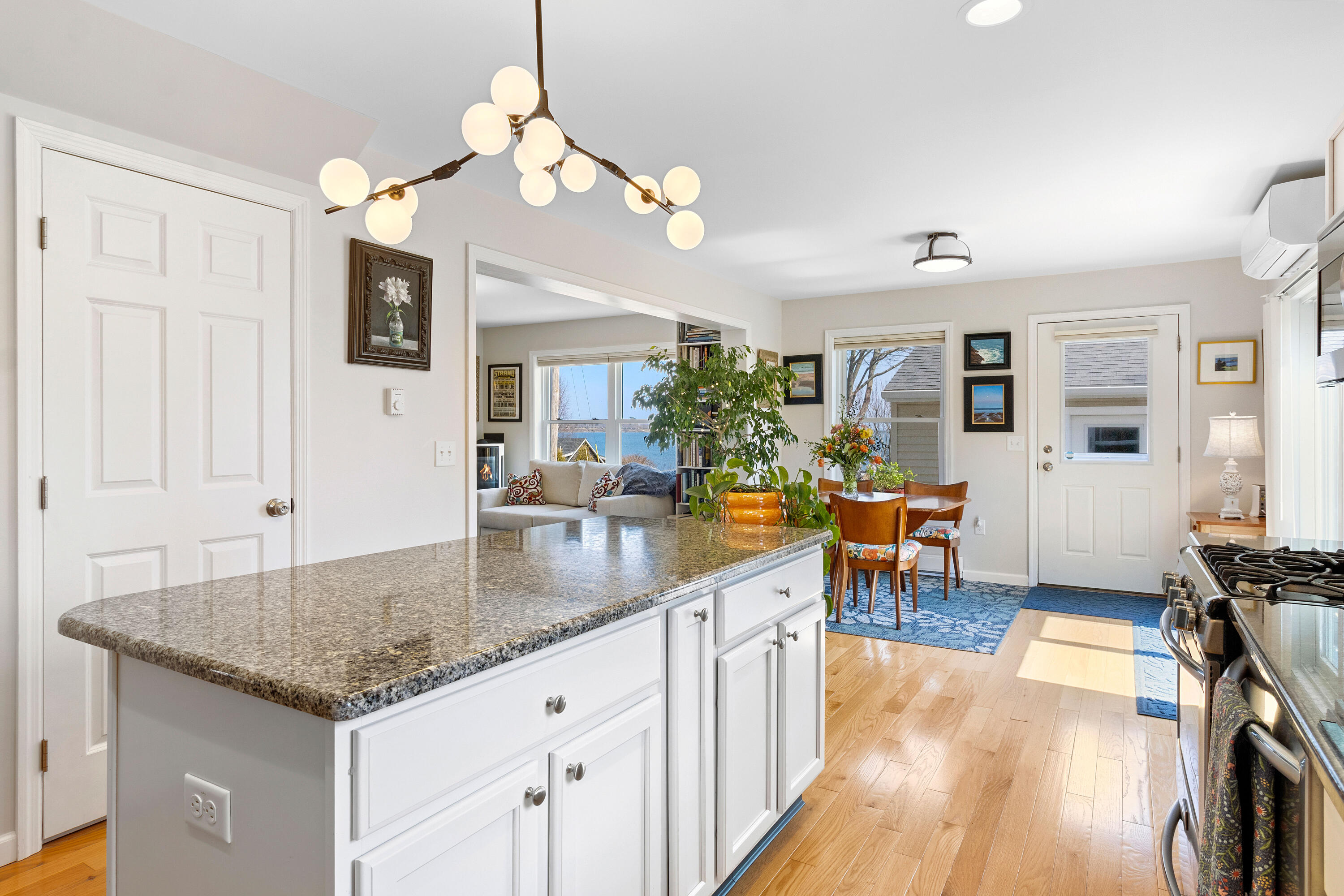 81 Crescent Street, Rockland, ME, 04841