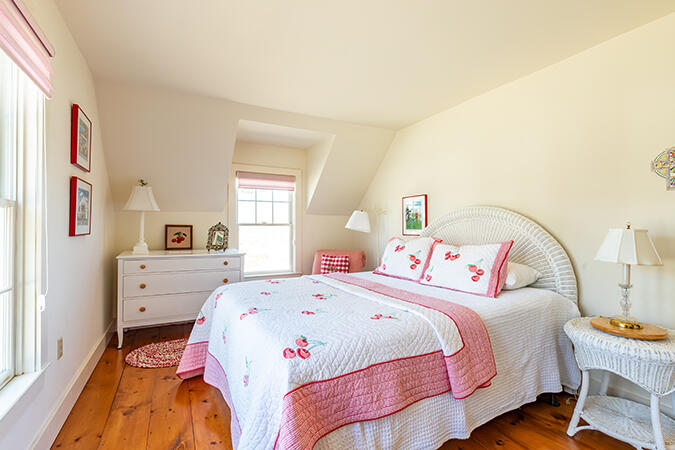 8 Chestnut Hill, Camden, ME, 04843