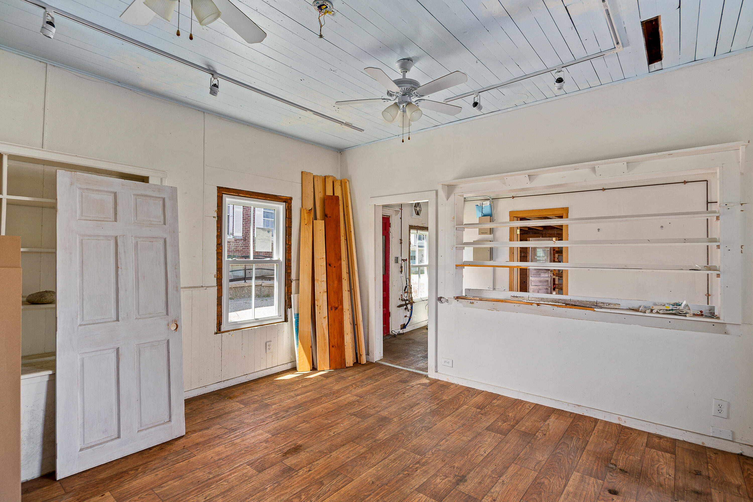 10 Main Street, Vinalhaven, ME 04863 12_10Main_S_print