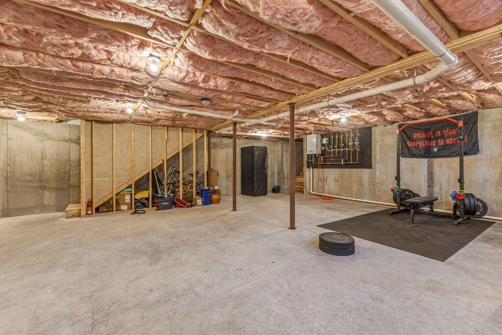 11 Estes Drive, Standish, ME, 04085