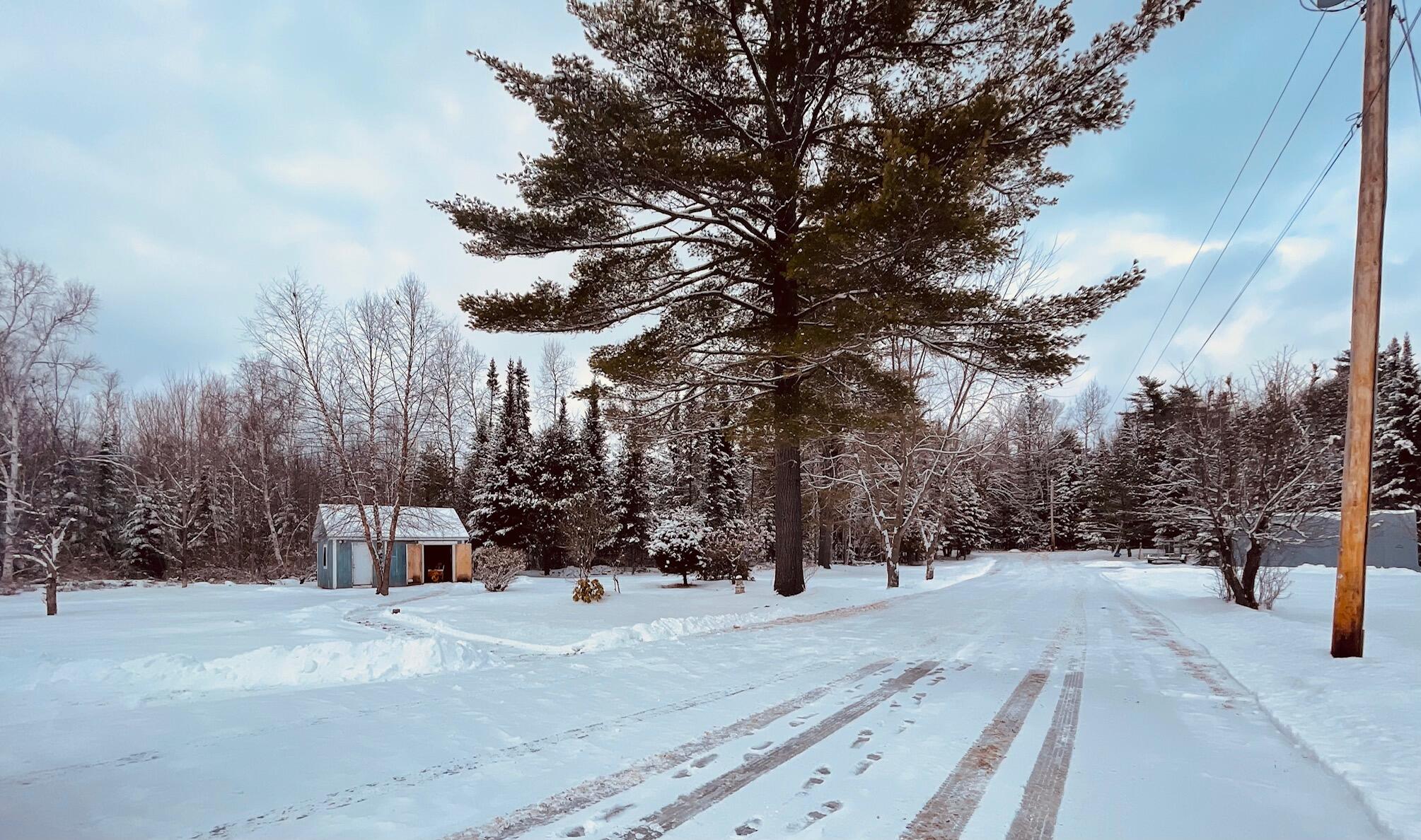 101 County Woods Road, Newport, ME, 04953