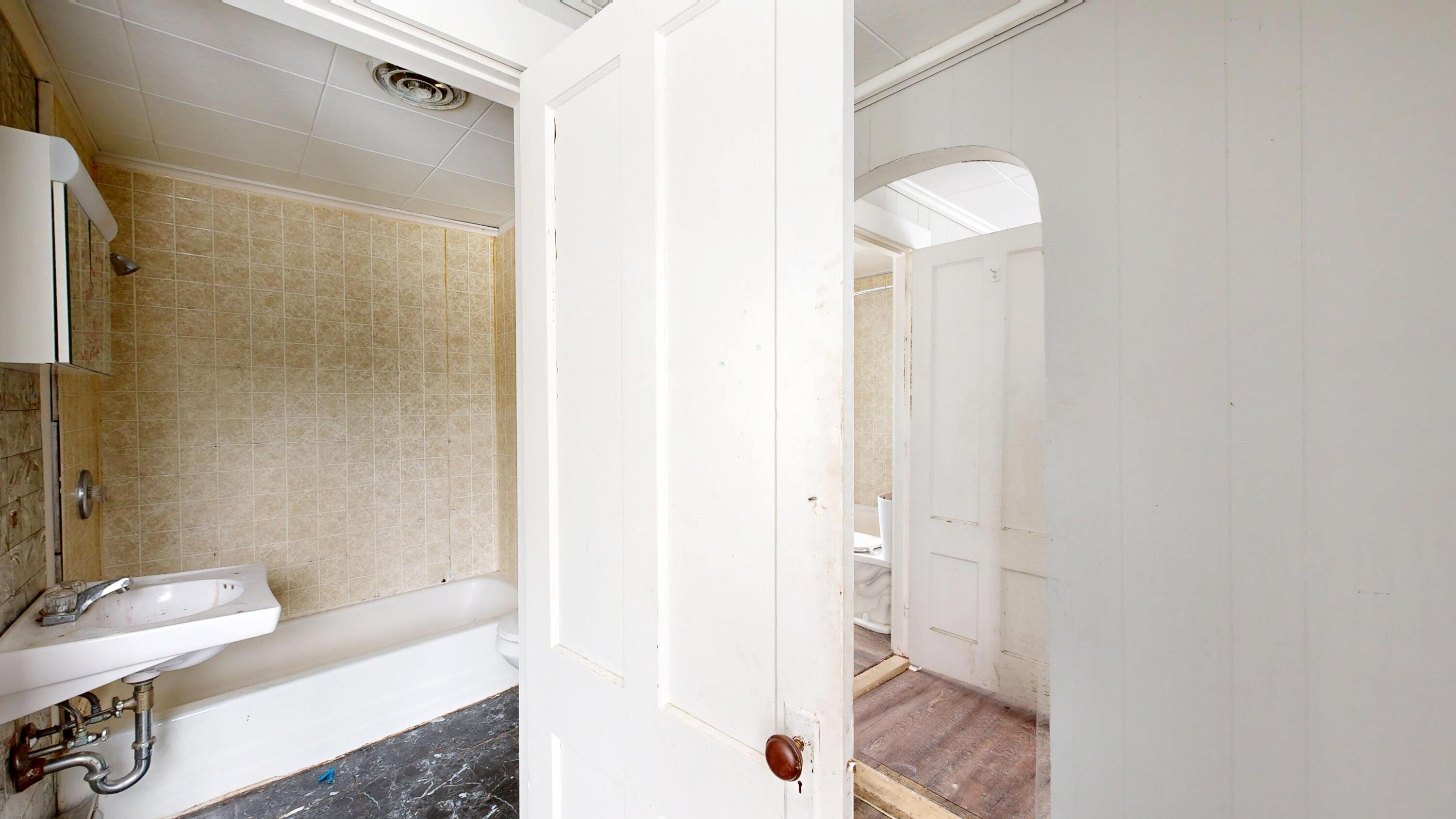 121-123 Oak Hill Road, Auburn, ME, 04210