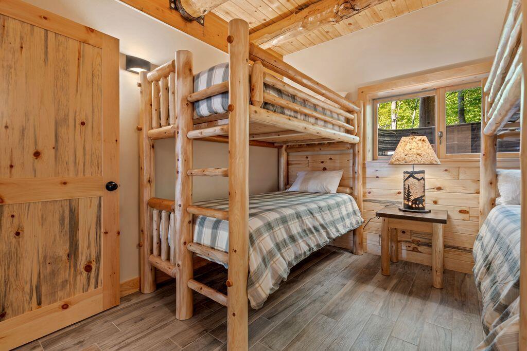 366 Glades View Avenue, Newry, ME, 04261