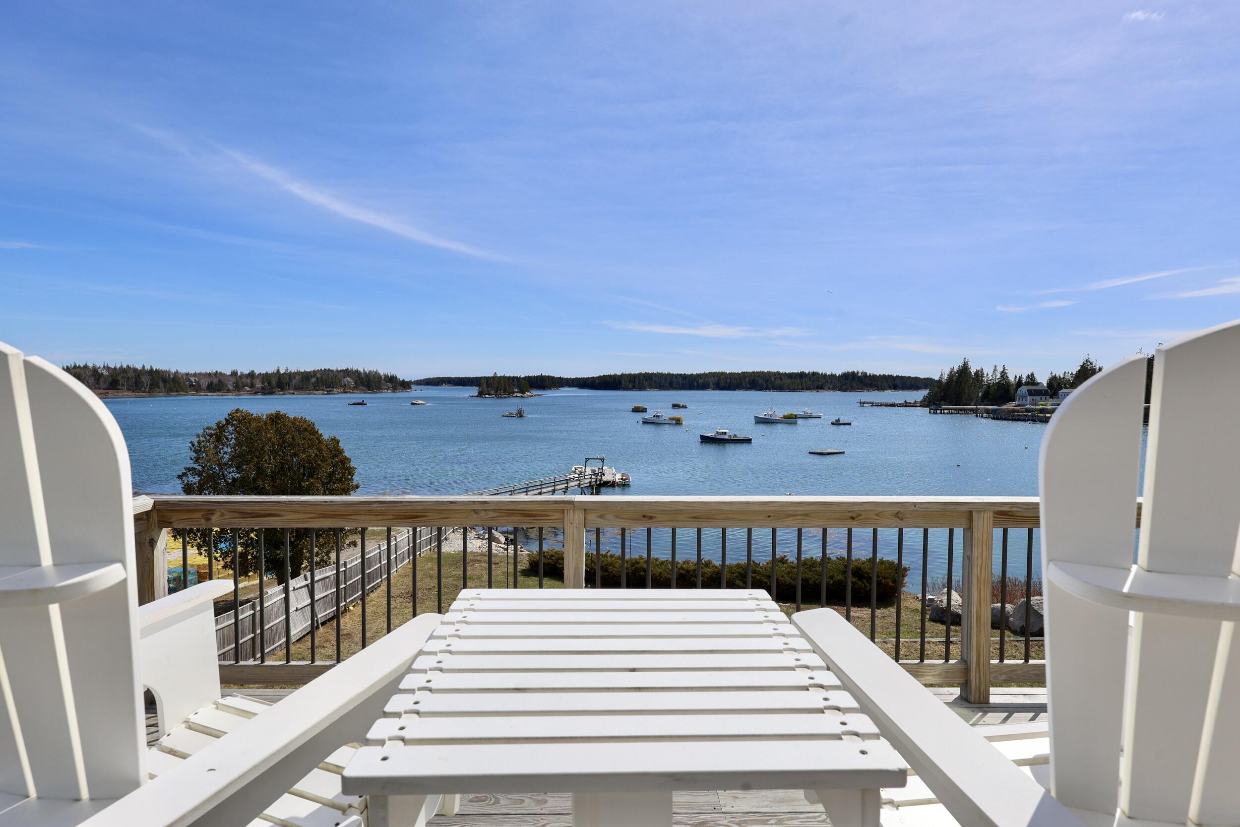 28 City Point Road, Vinalhaven, ME, 04863