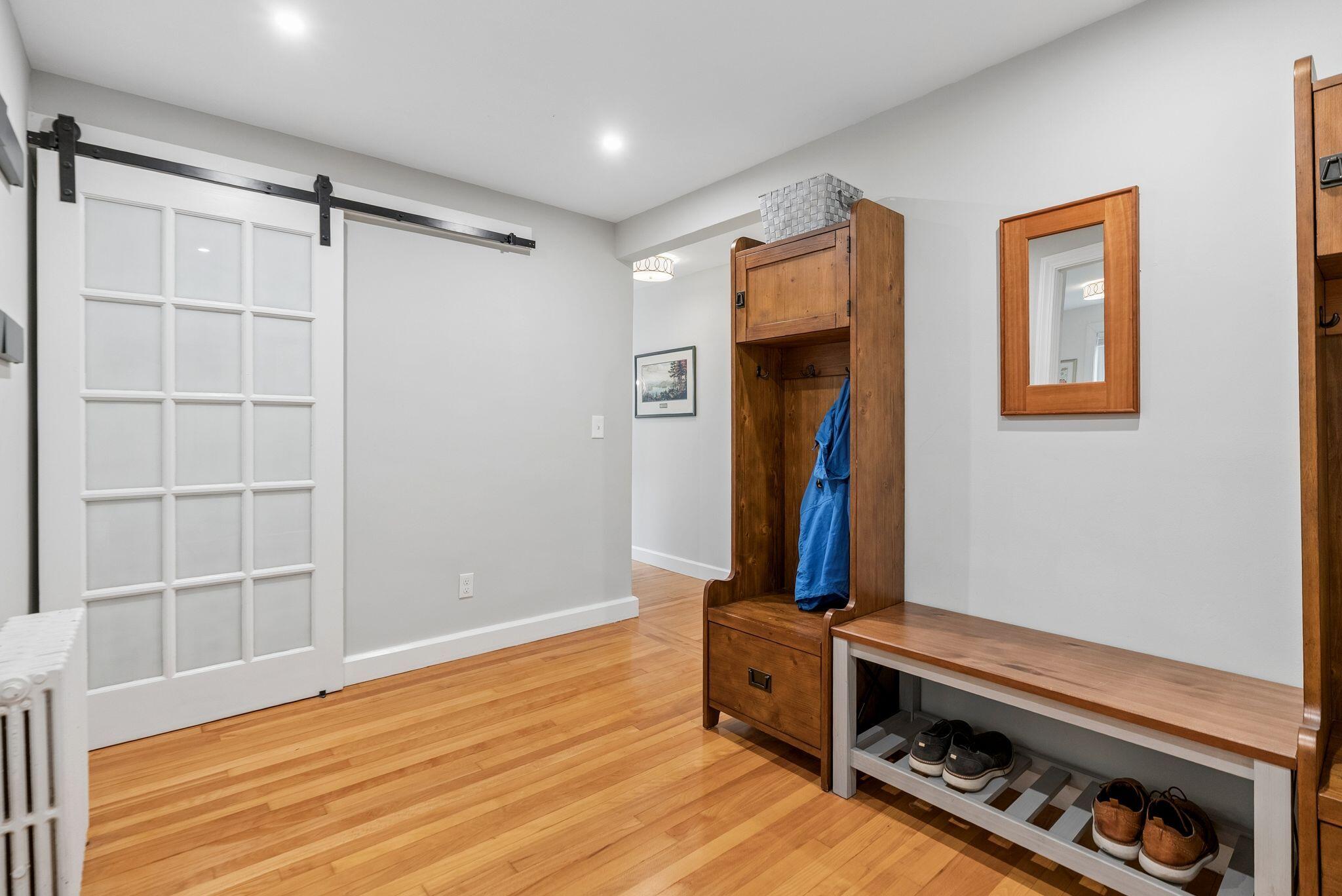 20 Just-A-Mere Road, Falmouth, ME 04105 Mudroom wit Laundry