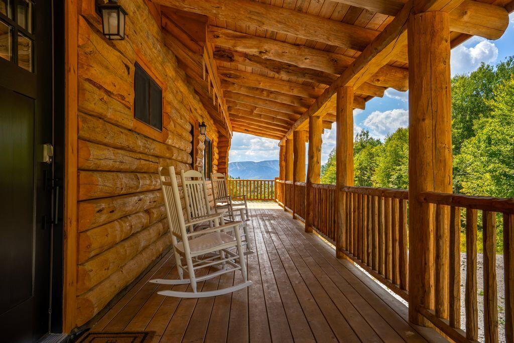 366 Glades View Avenue, Newry, ME, 04261