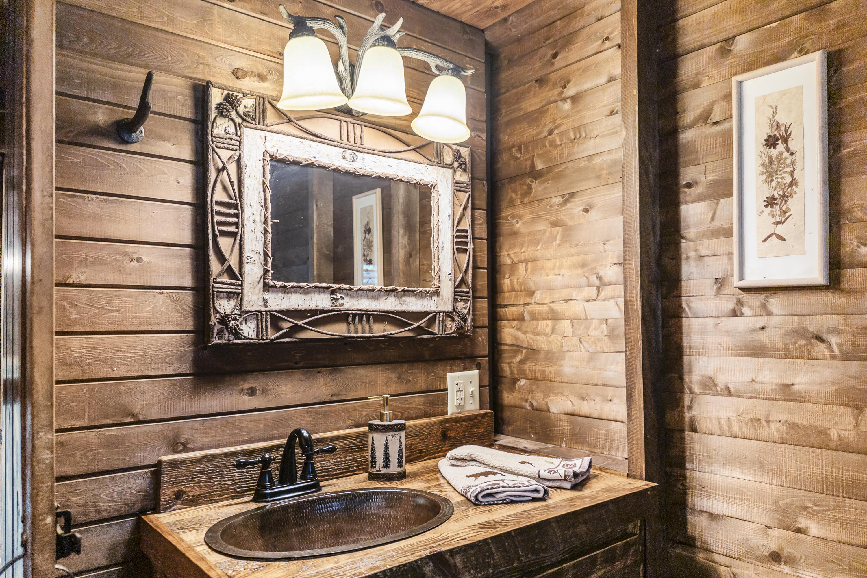 1 Zella Island, T14 R8 Wels, ME, 04768