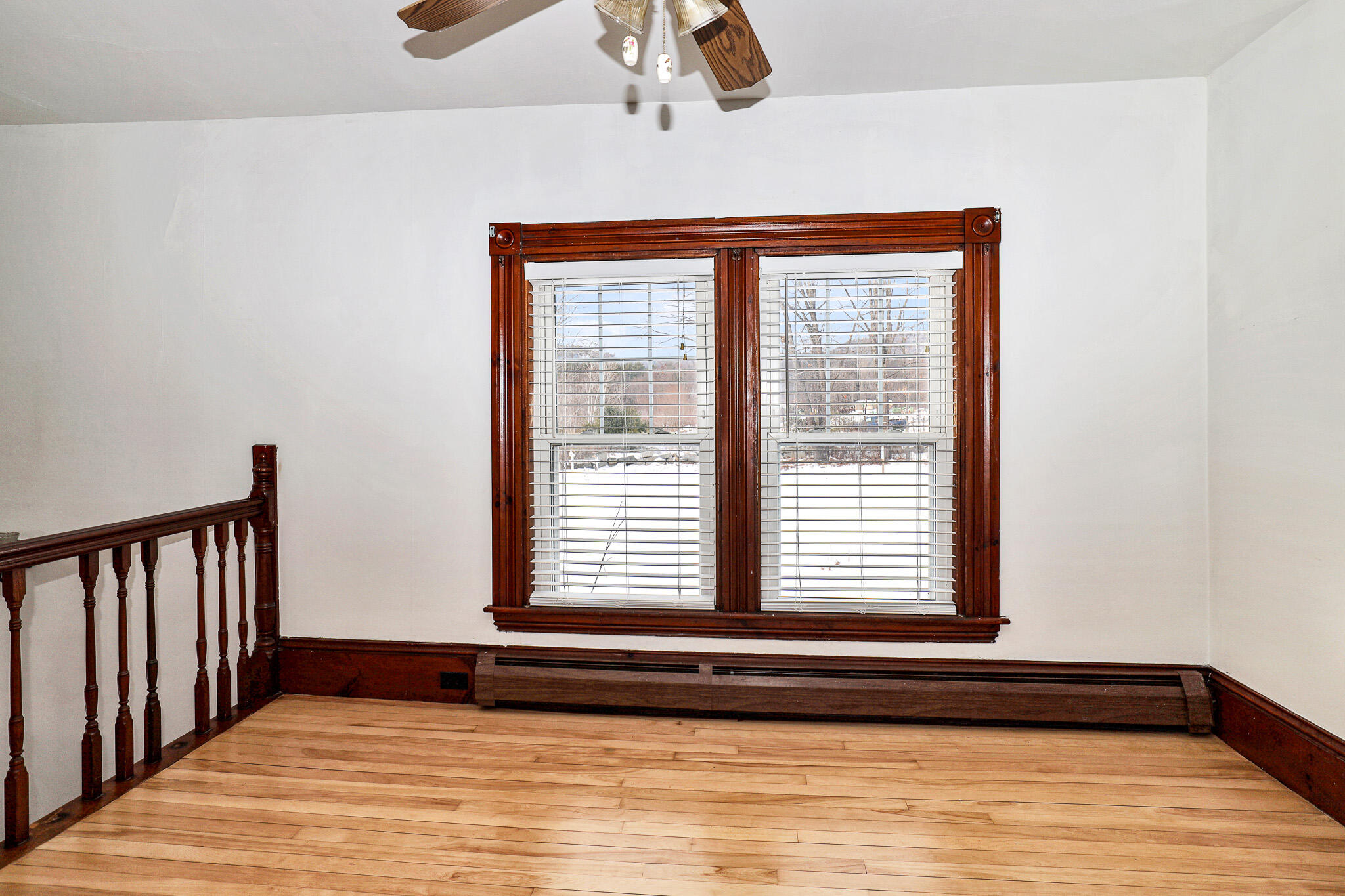 40 Pine Street, Dixfield, ME, 04224