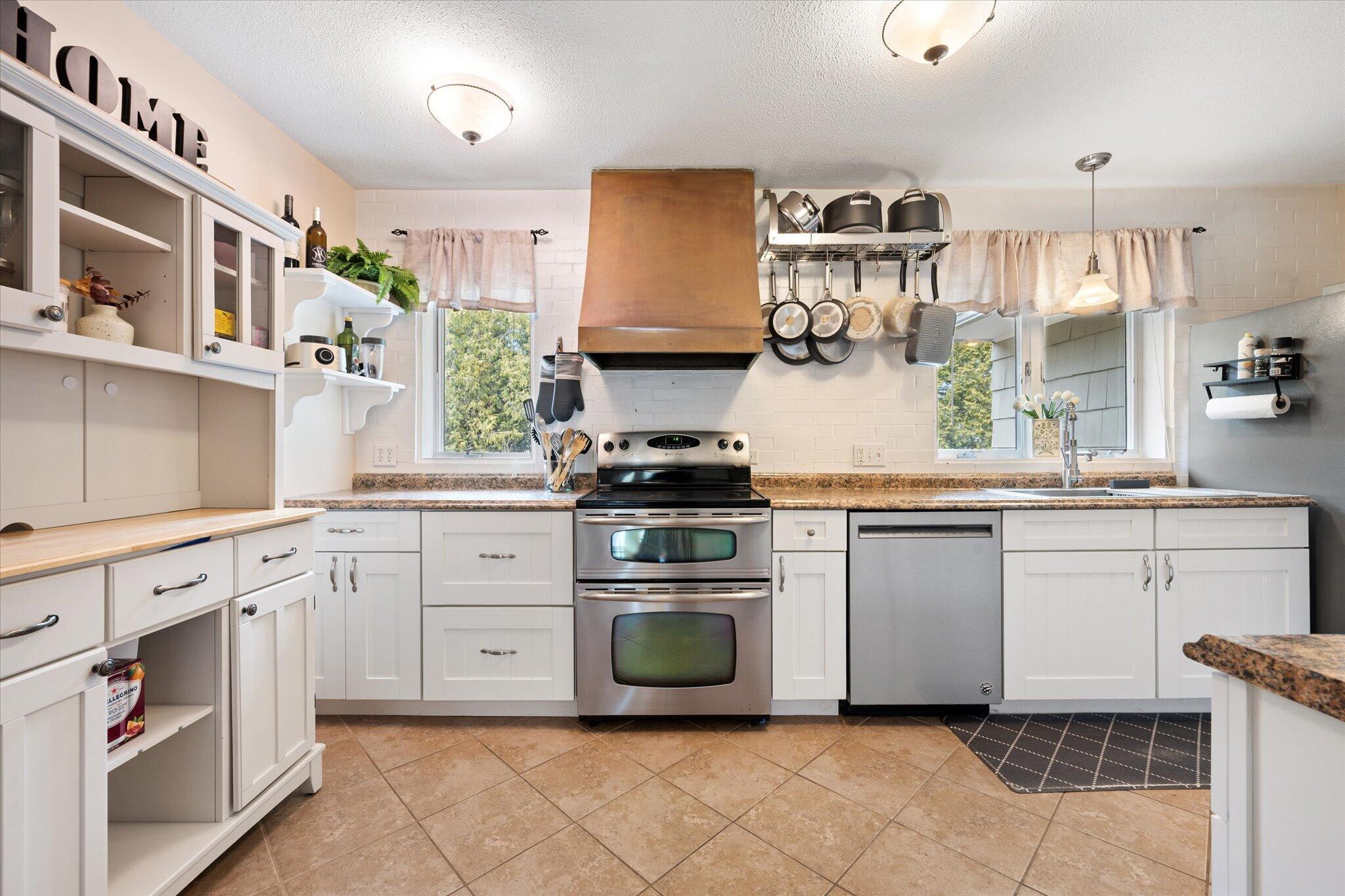 7 Williams Street, Hampden, ME, 04444