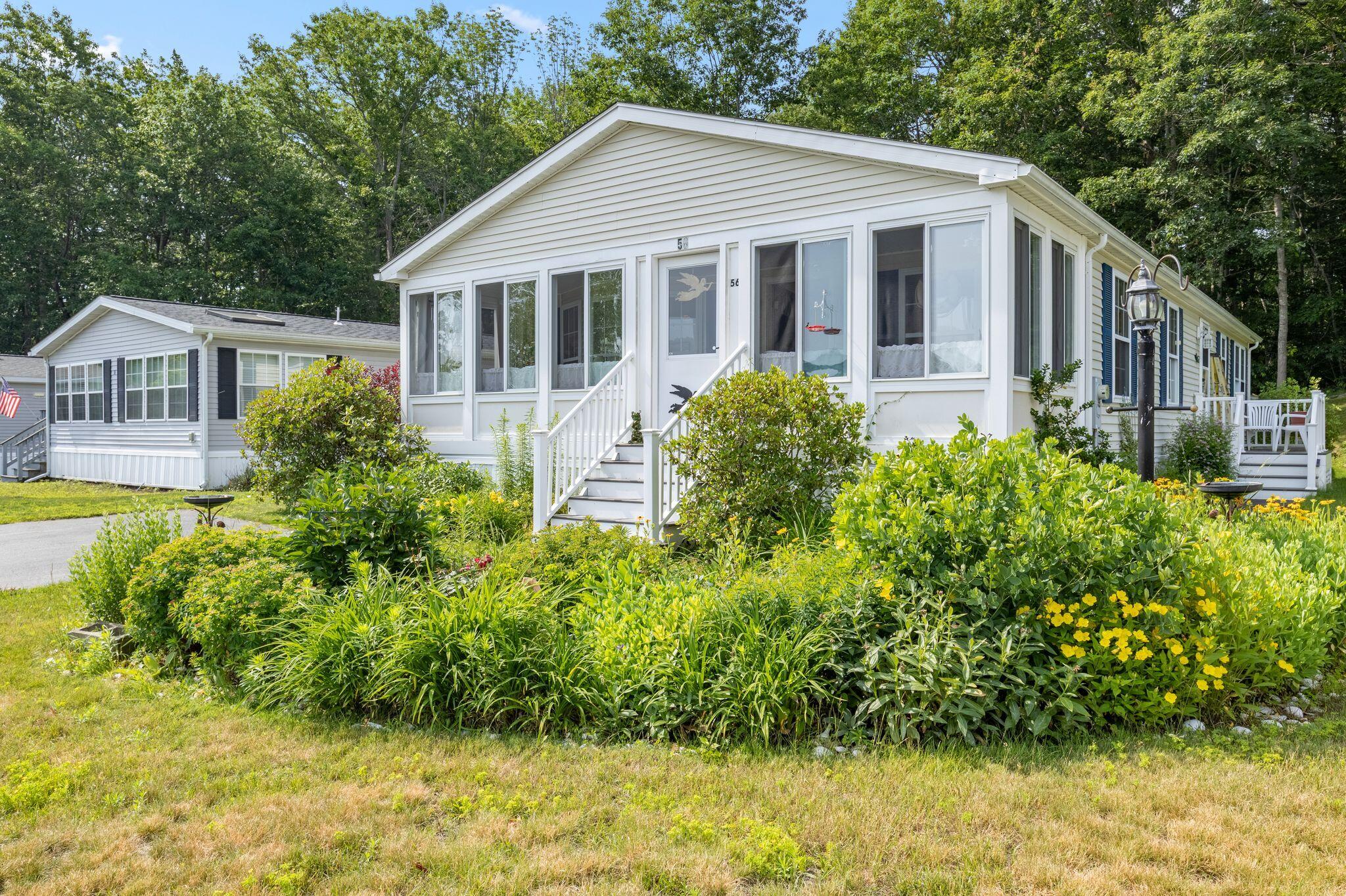 56_Brookside_Cir_010