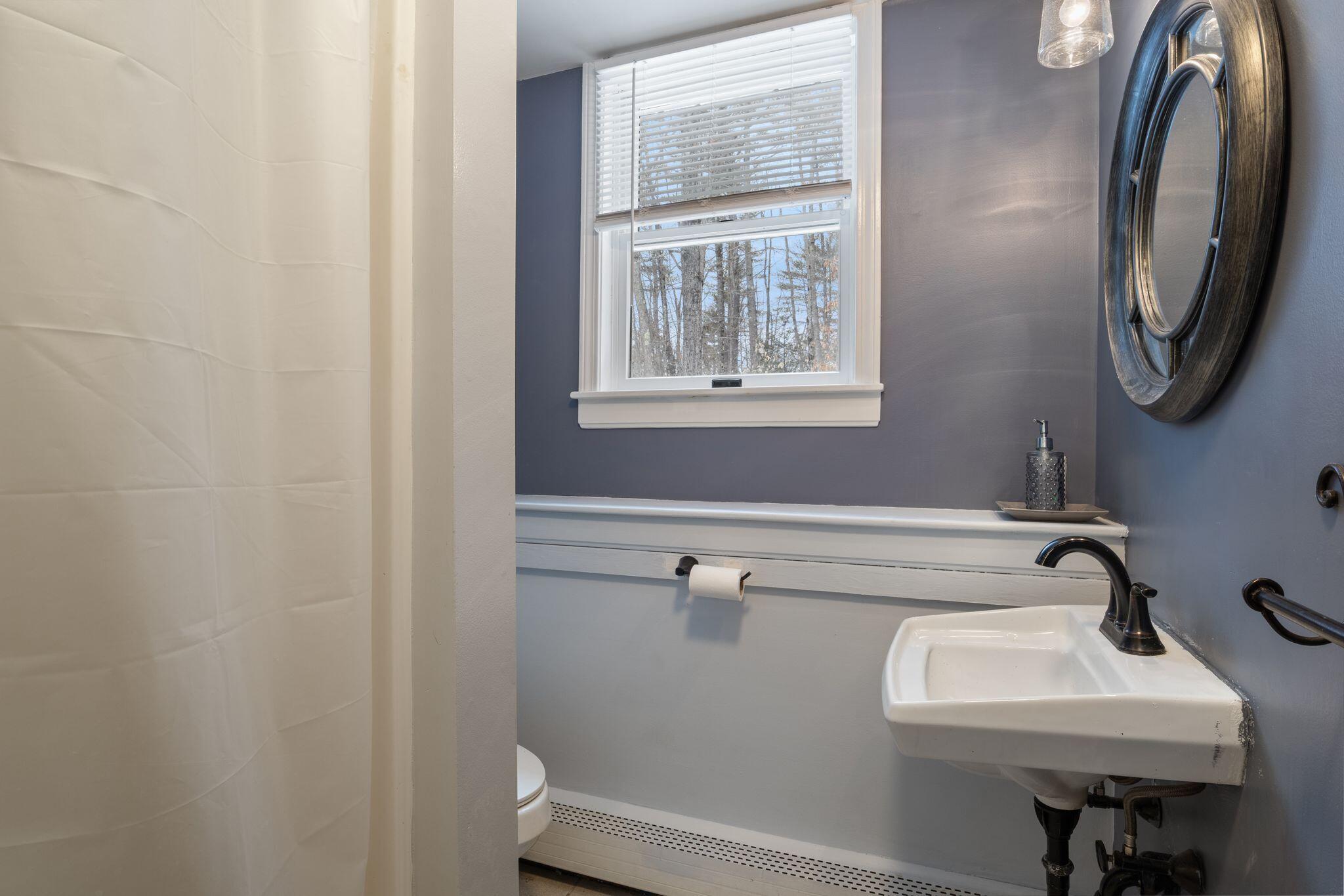 15 Monroe Drive, Naples, ME, 04055