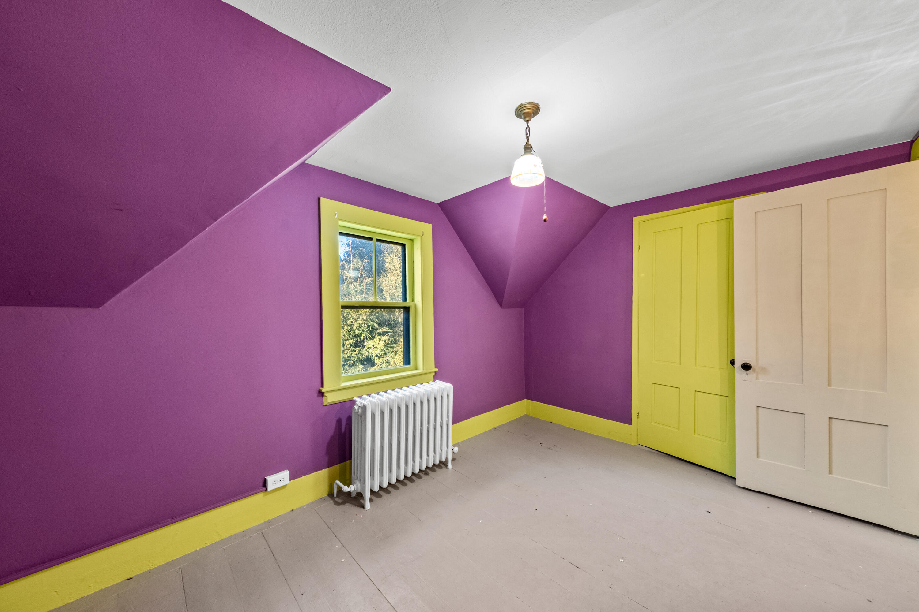 84 Pleasant Street