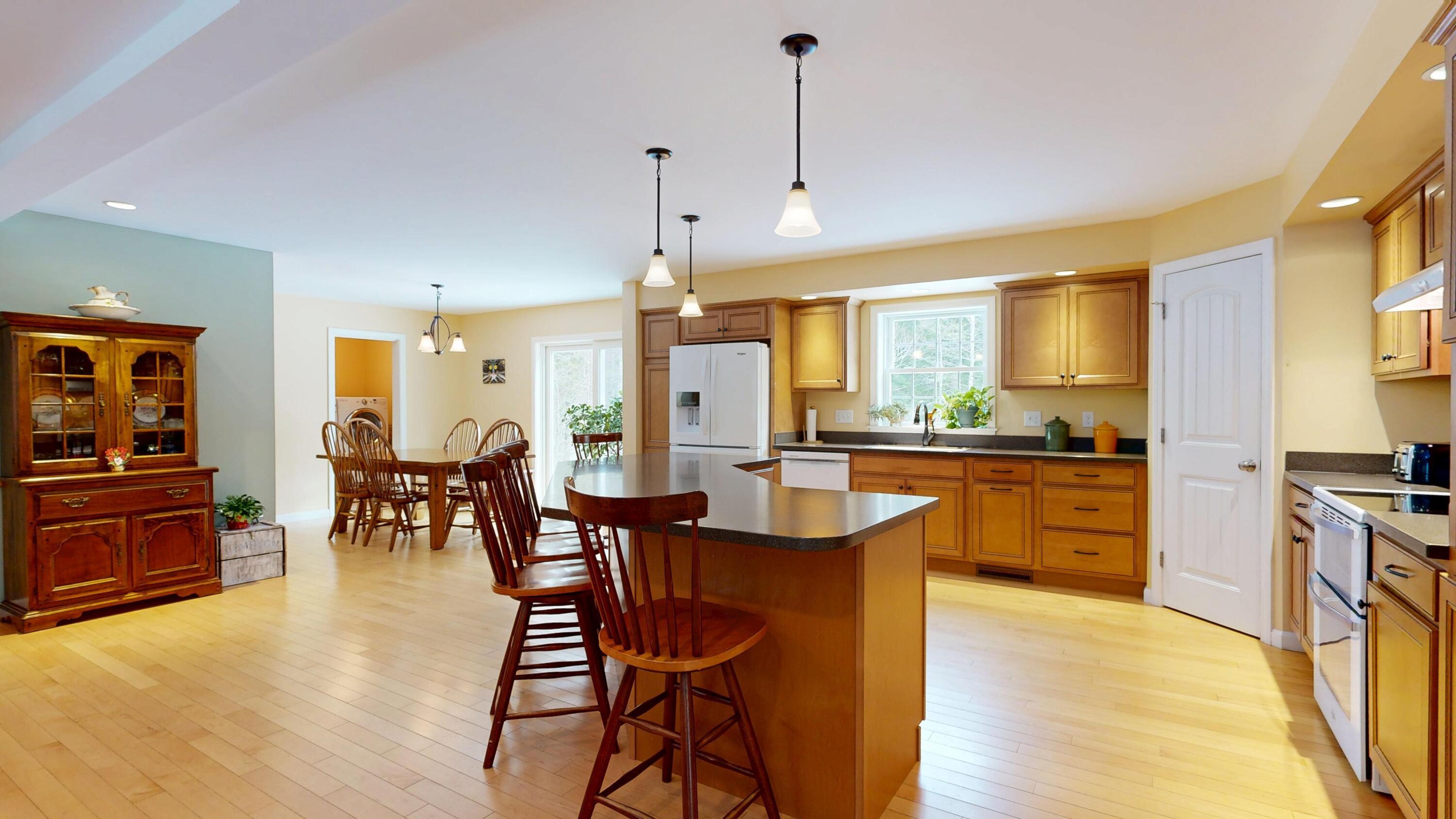 141 Bradbury Road, Lewiston, ME, 04240