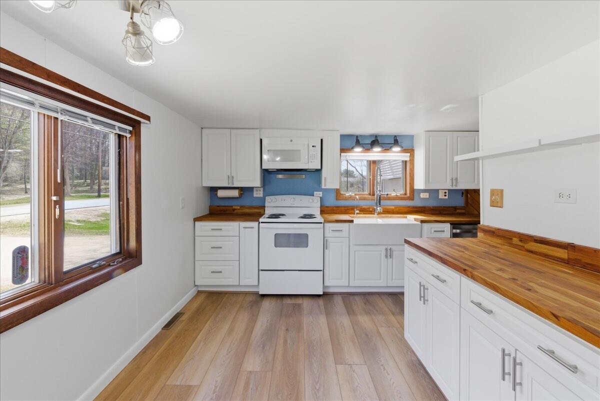304 Hardscrabble Road, Poland, ME, 04274