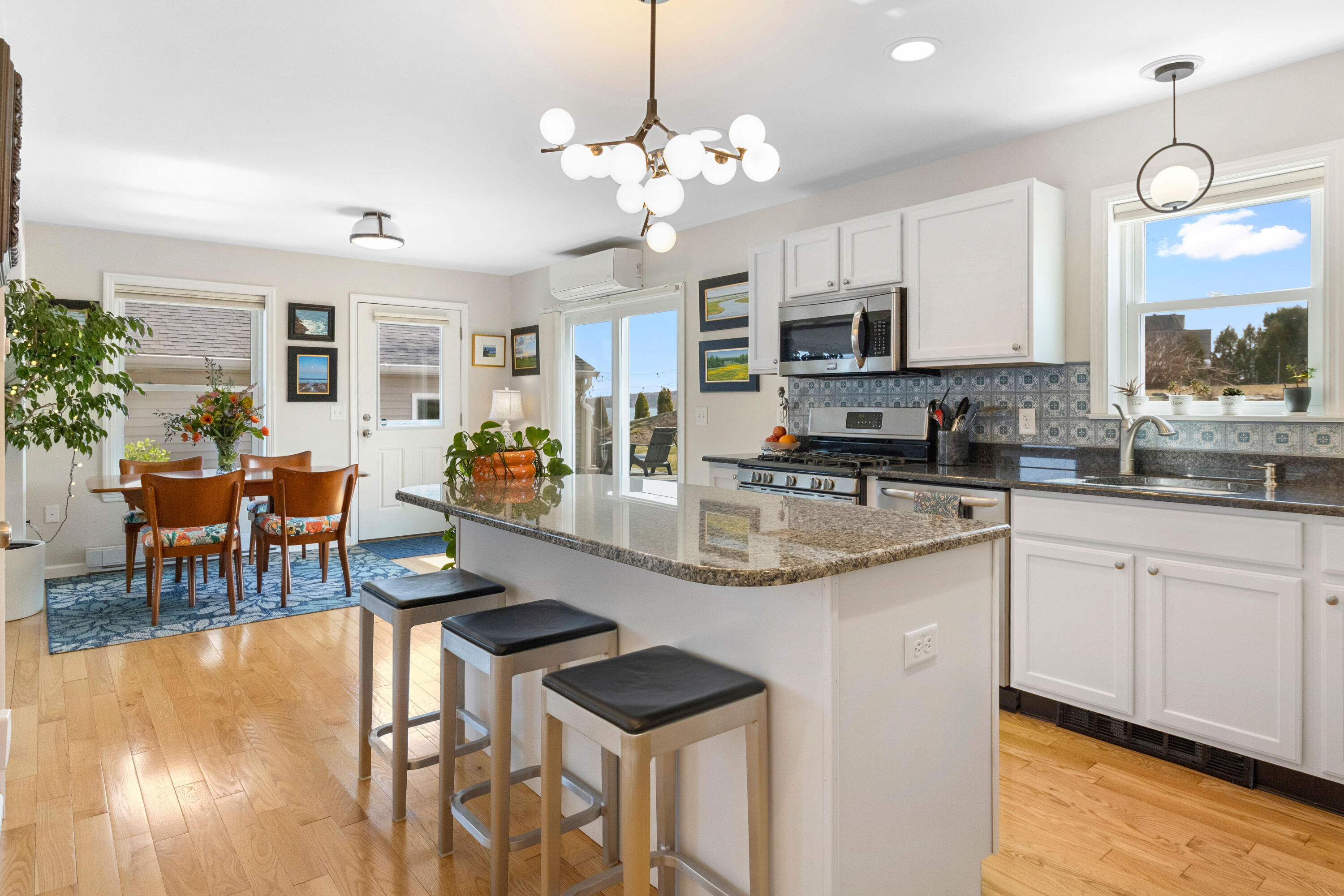 81 Crescent Street, Rockland, ME, 04841