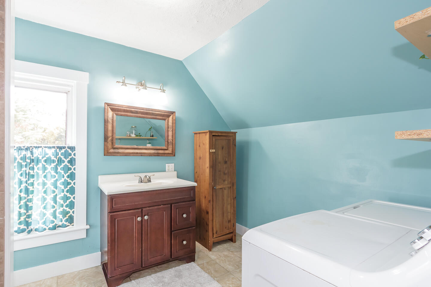 894 Main Street, Waterboro, ME, 04087