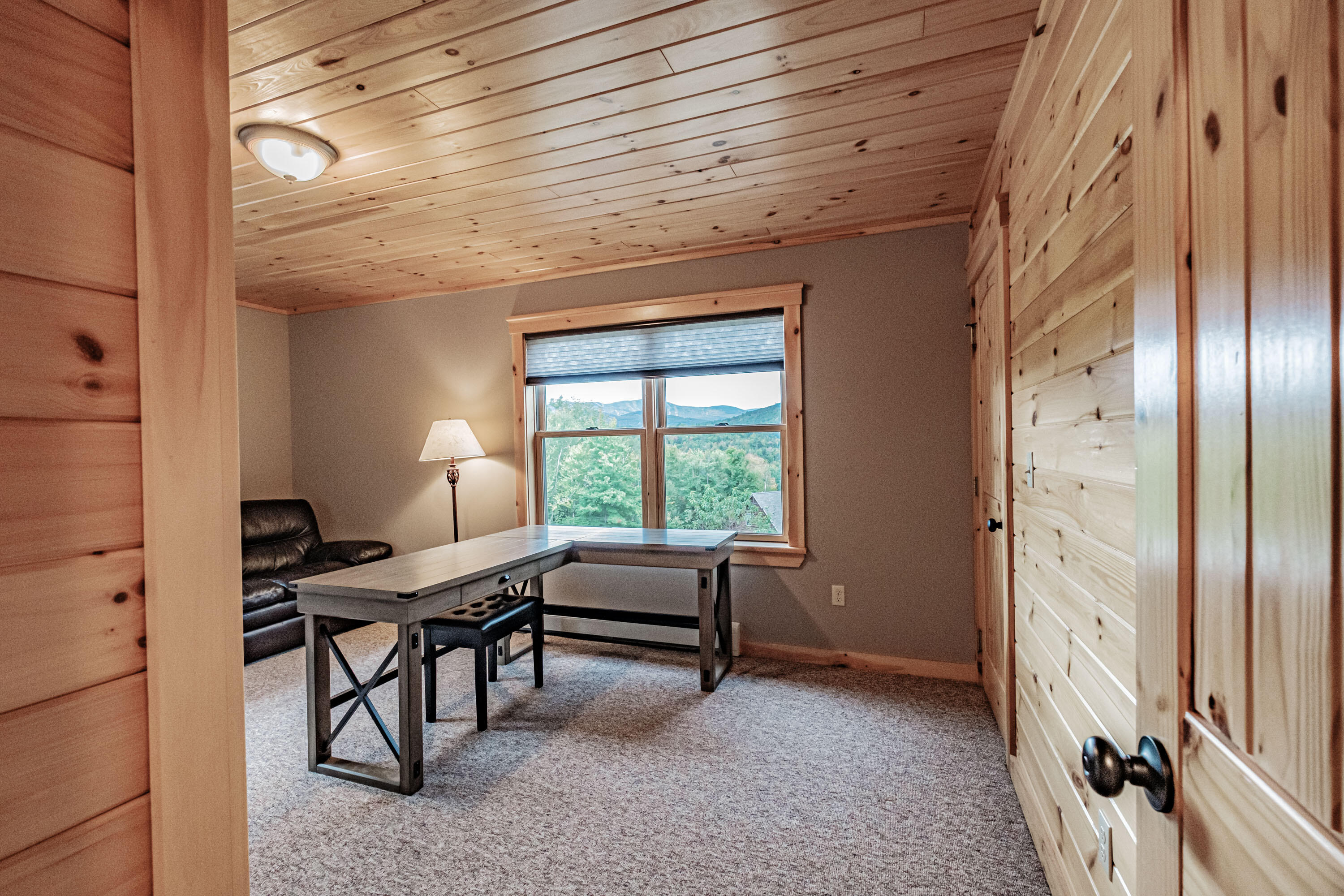 18 Thunder Ridge Road, Newry, ME, 04261