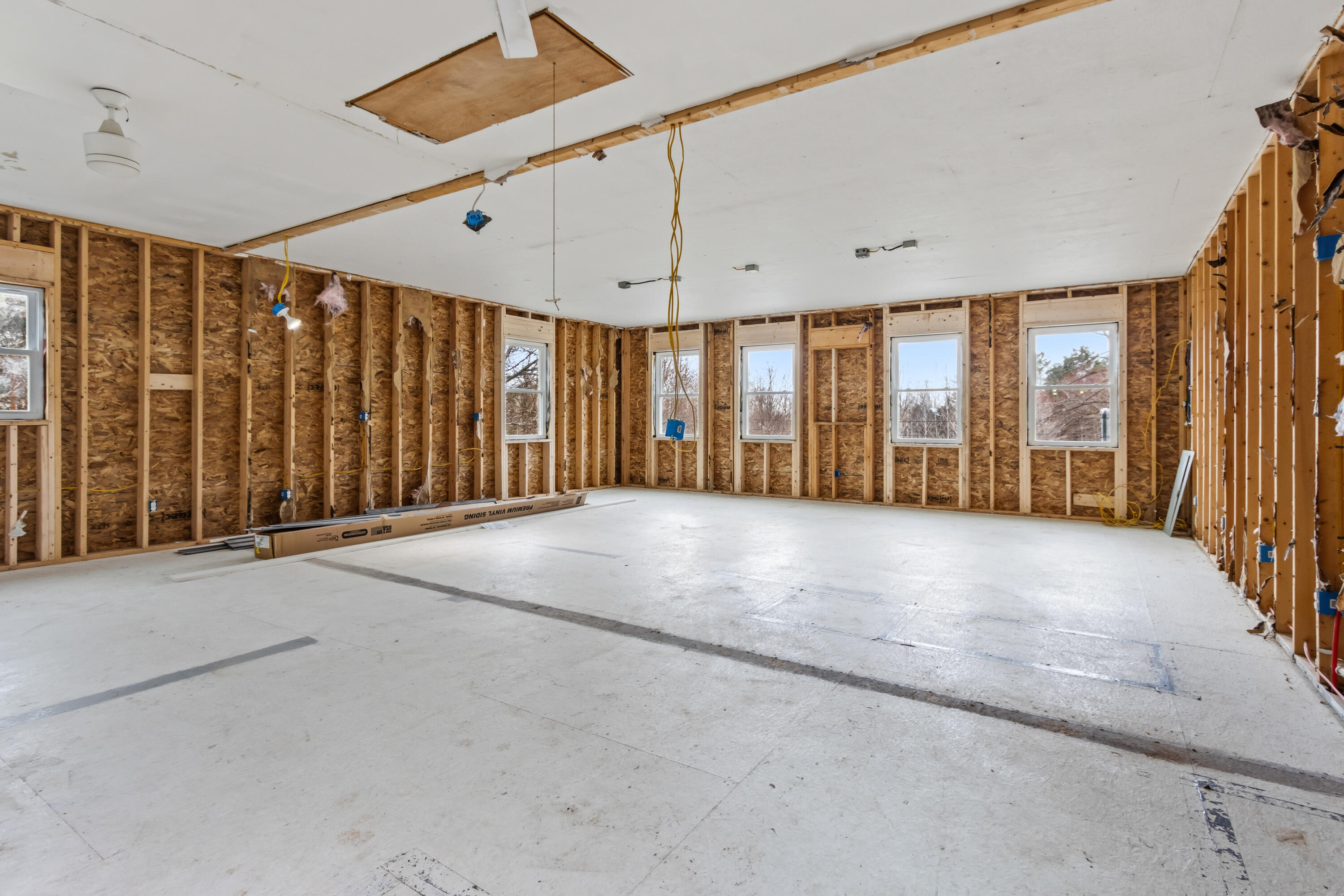 35 Location Road, Belgrade, ME, 04917