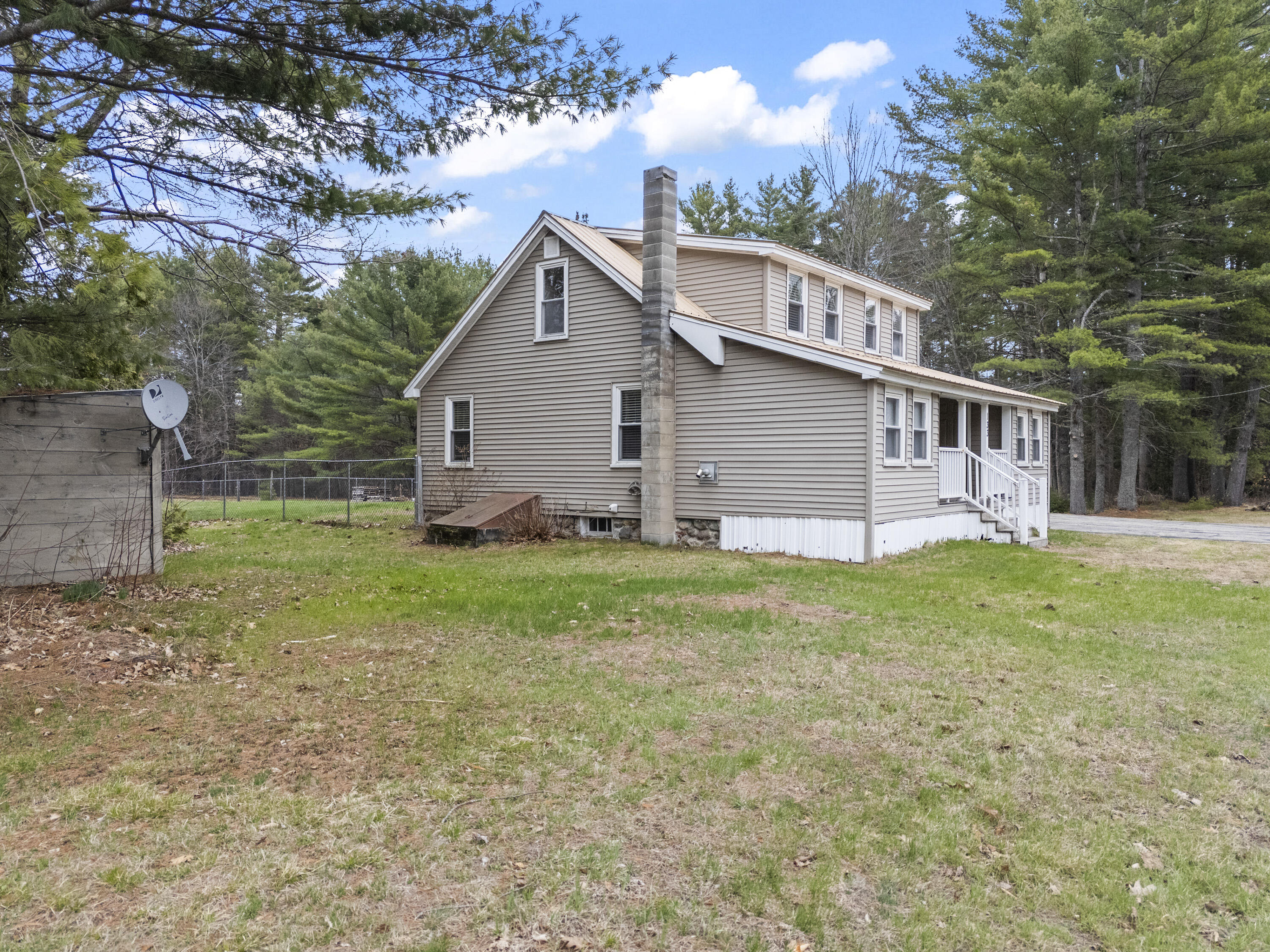 133 Main Street, Sumner, ME, 04292