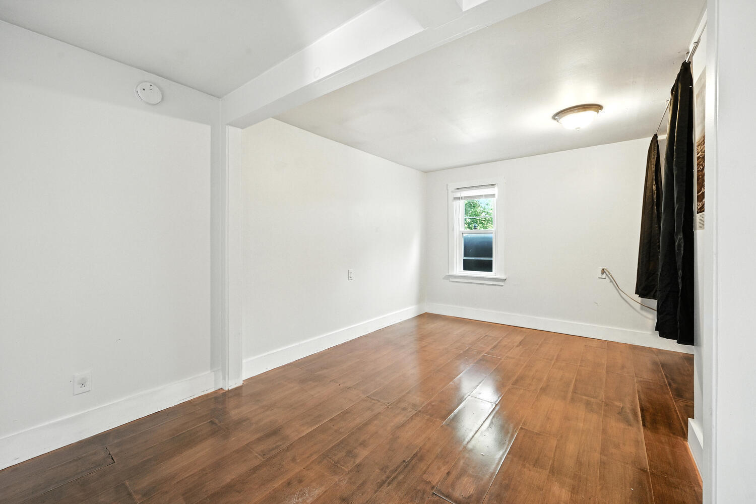 377 Main Street, Kingfield, ME, 04947