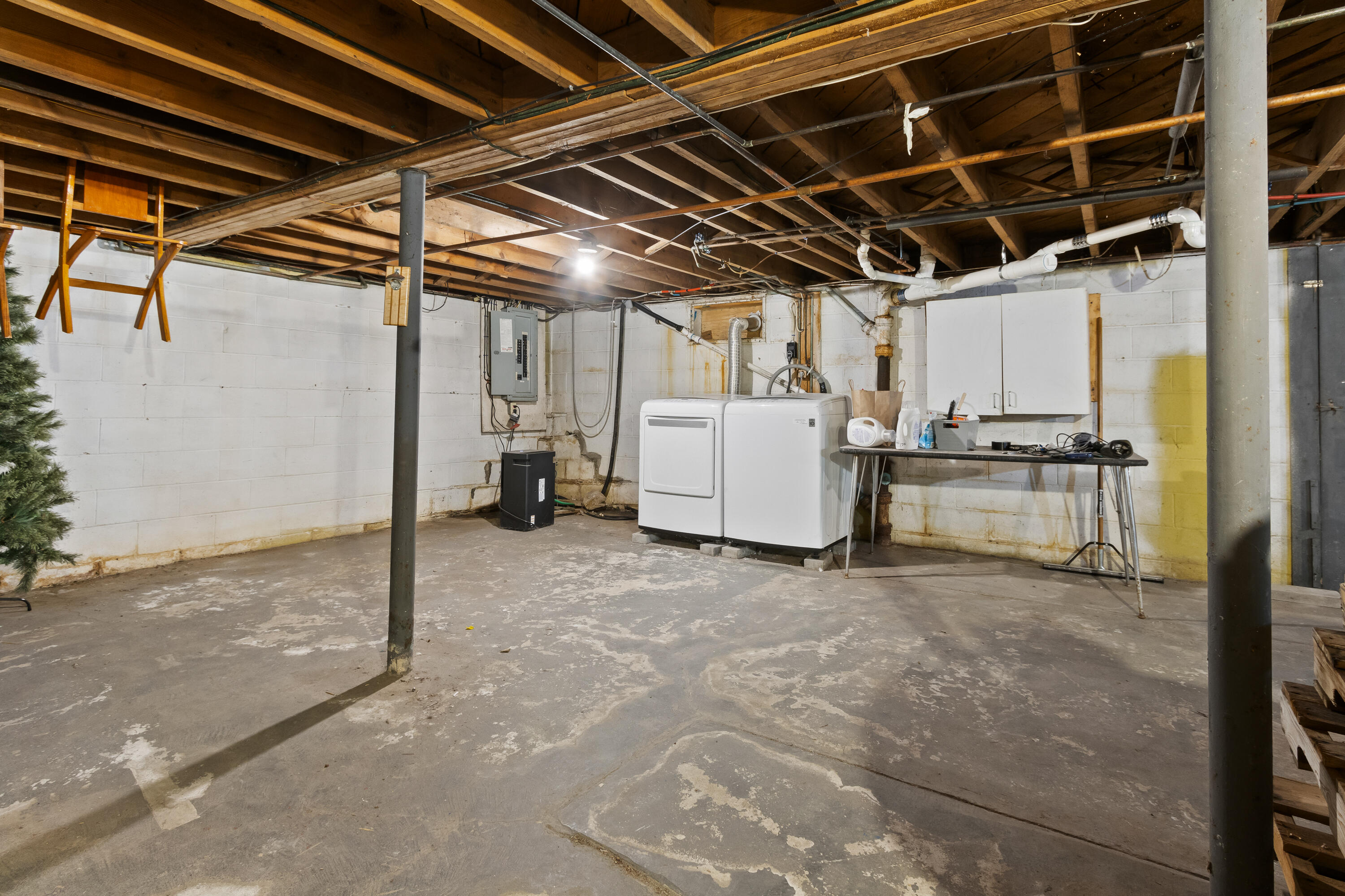 Basement Laundry