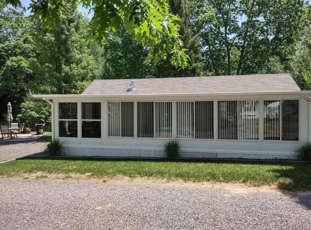 705 Portland Road 96