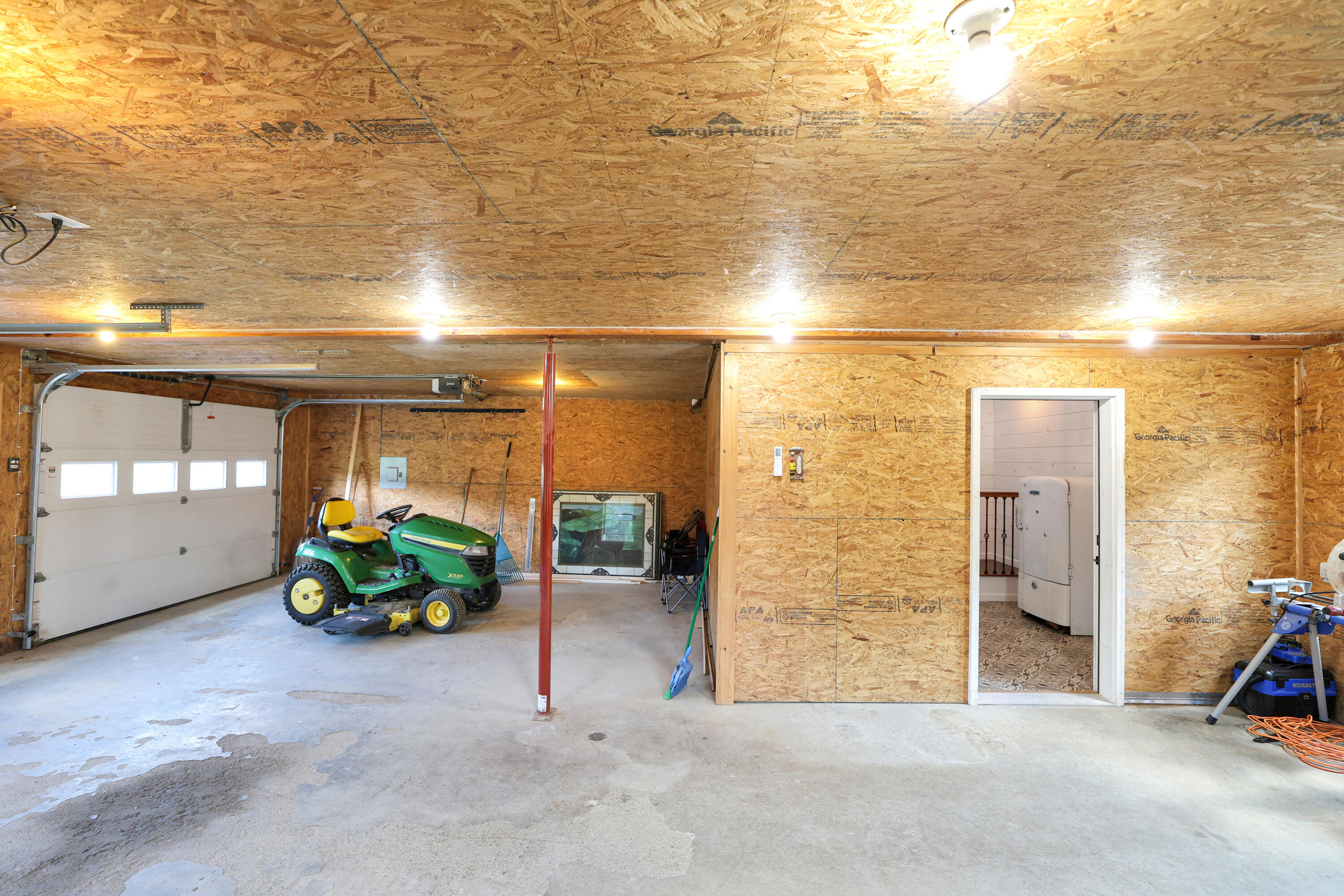 43 Fords Lane, Mapleton, ME 04757 240A1112