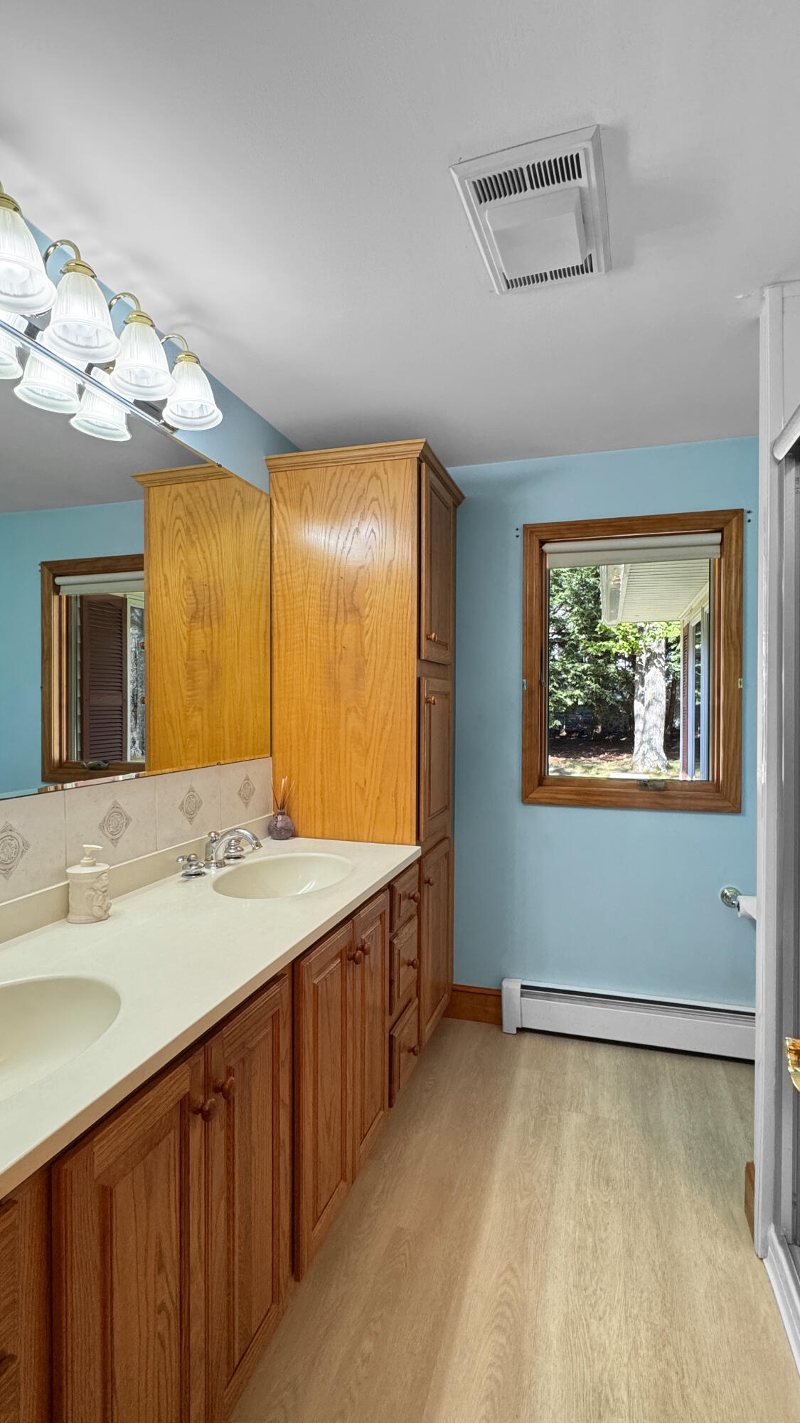 13 Guillemette Street, Sanford, ME 04073 e85e93c193962b5ed943fb305001d258553fe14a
