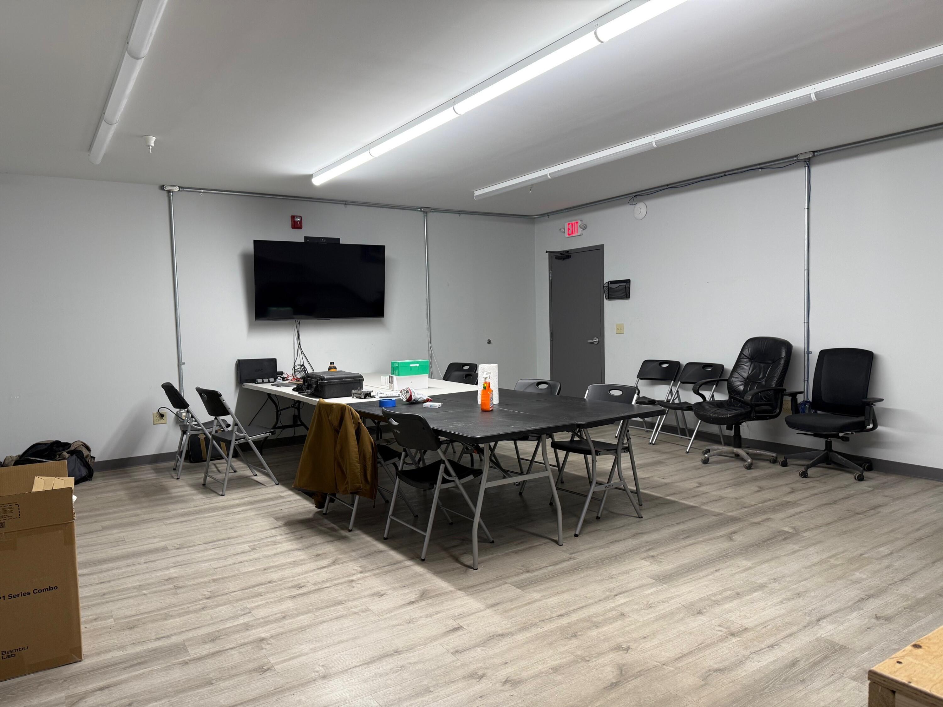 586 Lewiston Junction Road, Auburn, ME, 04210