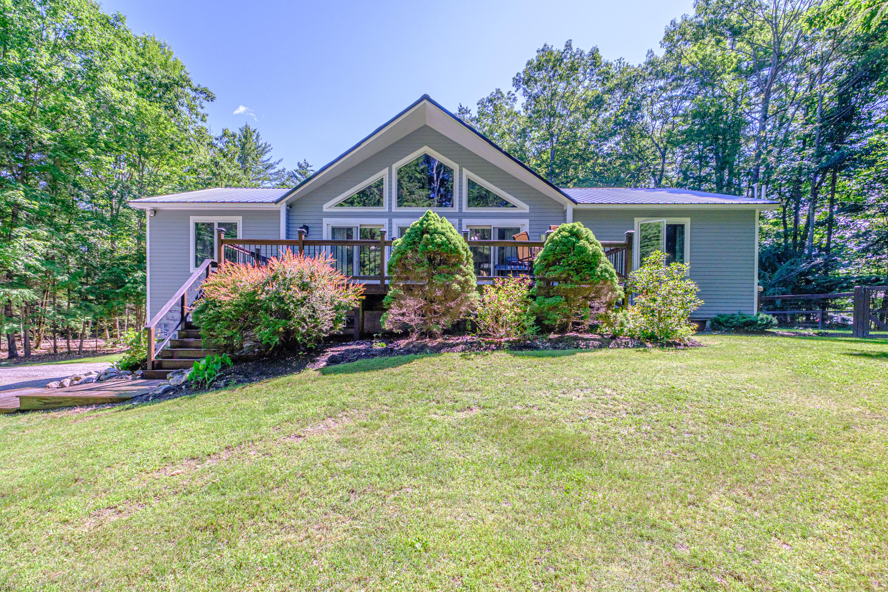 10 Bear Point Road