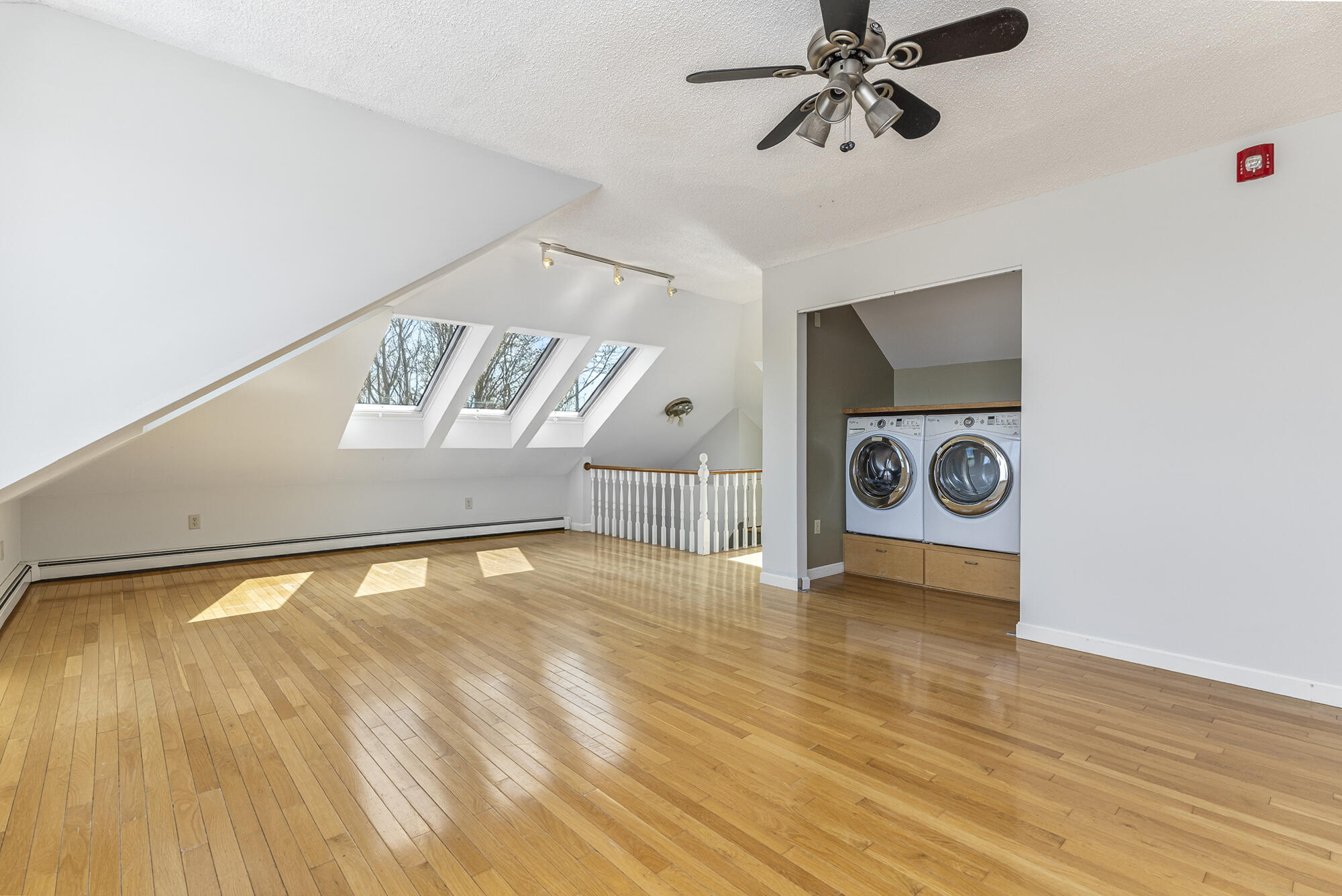 22 Cumberland Avenue UNIT 3, Portland, ME, 04101