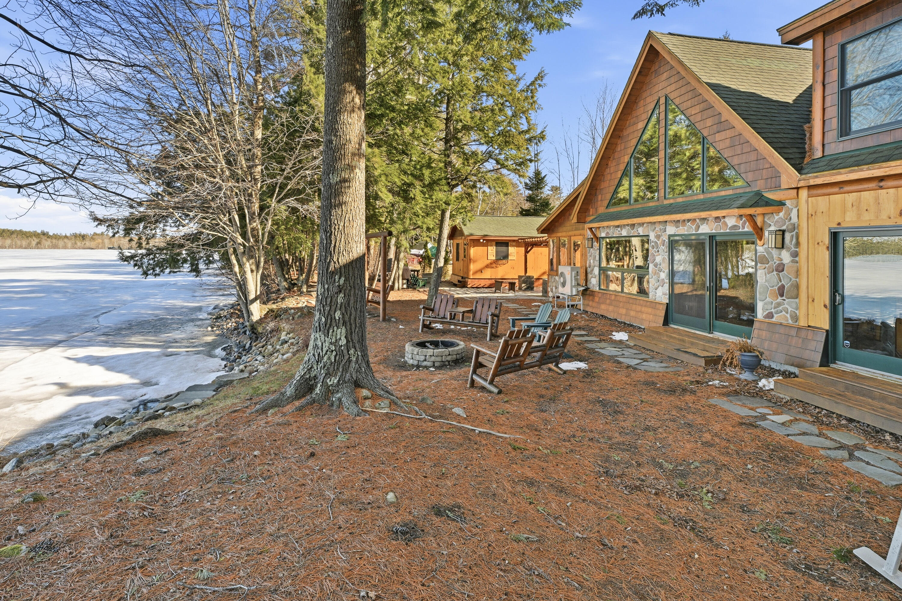 99 Abena Shores, Belgrade, ME, 04917