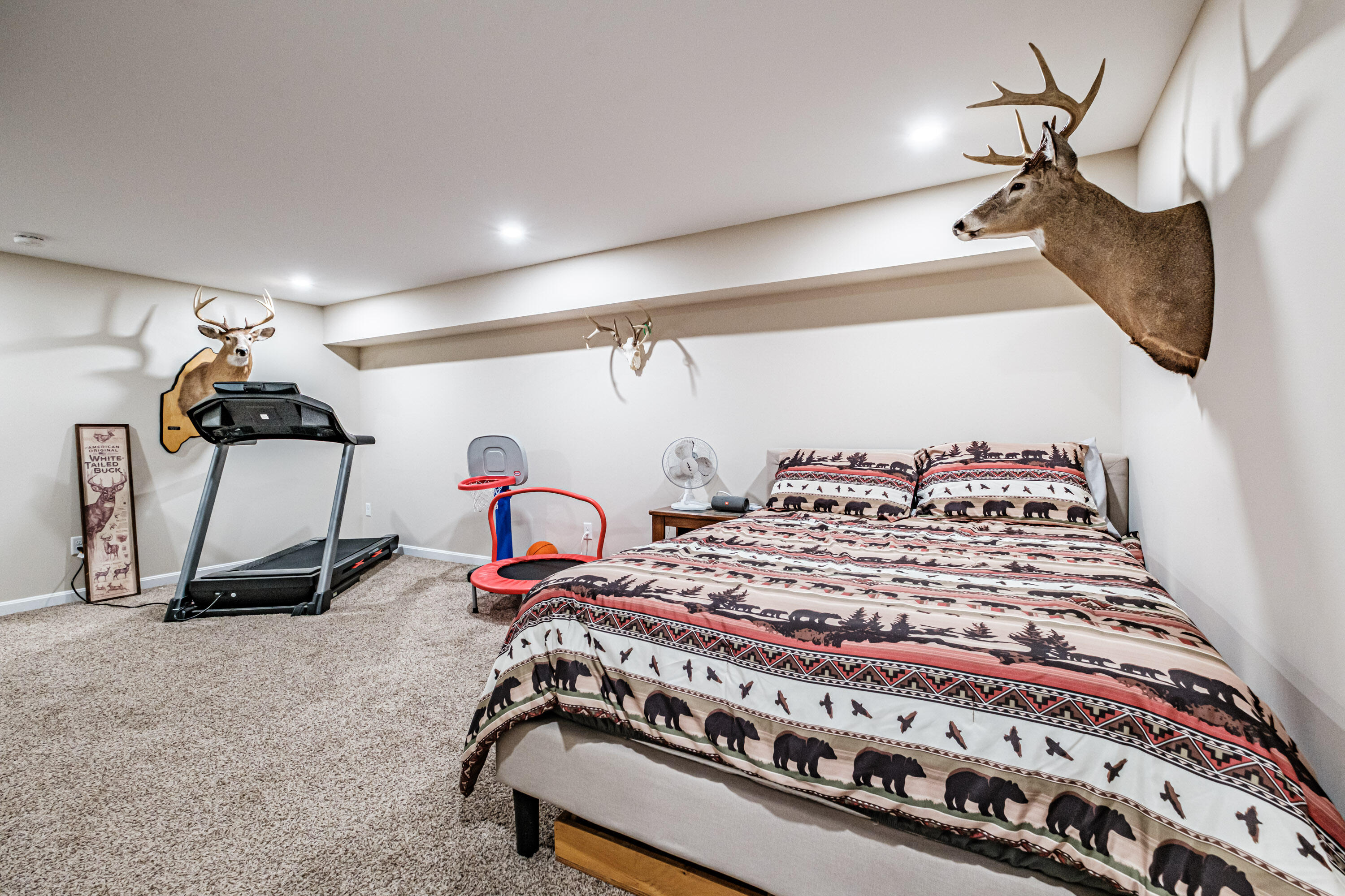 21 Overlook Drive, Norway, ME, 04268