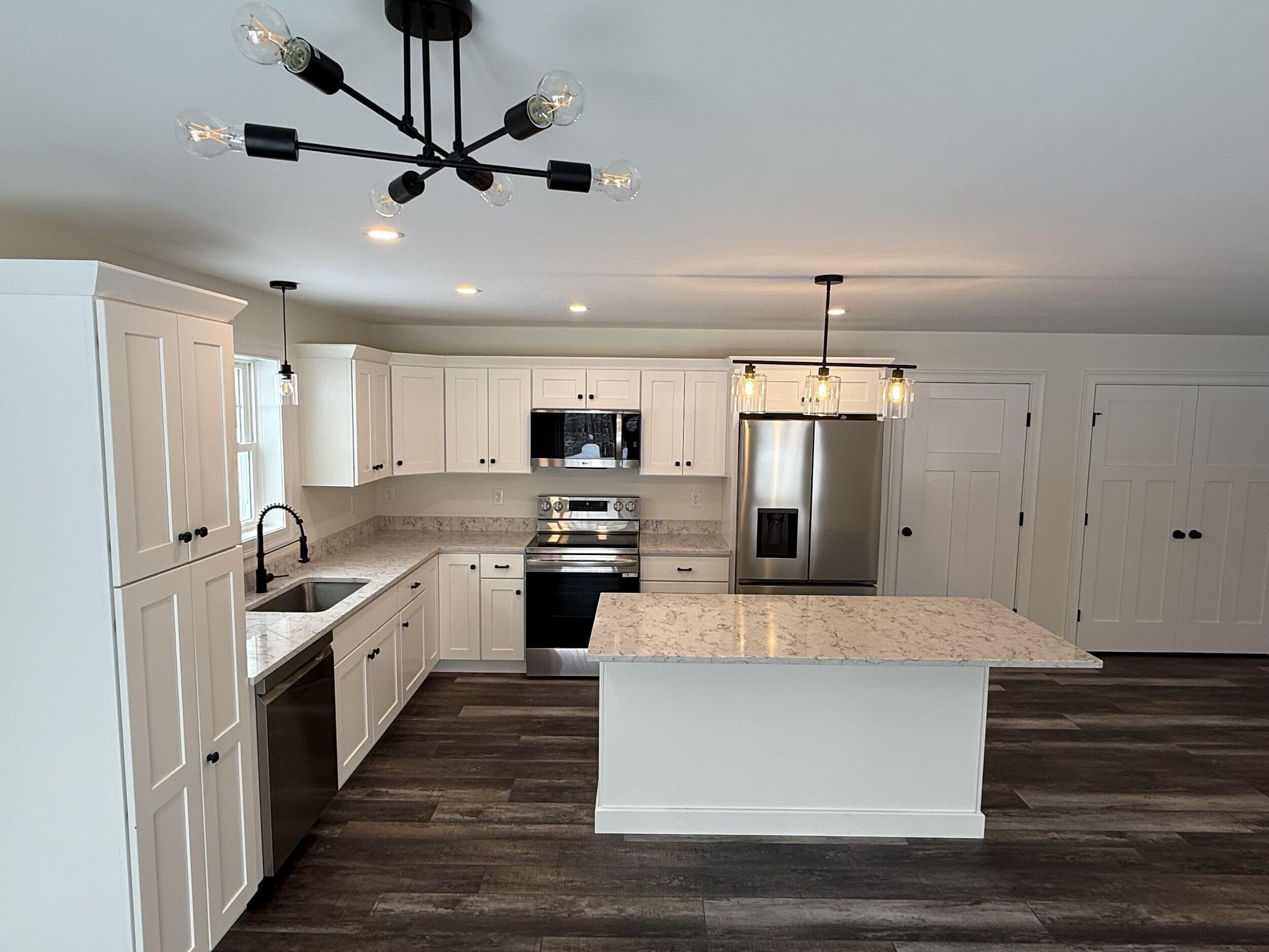 17 Murray Drive, Raymond, ME, 04071