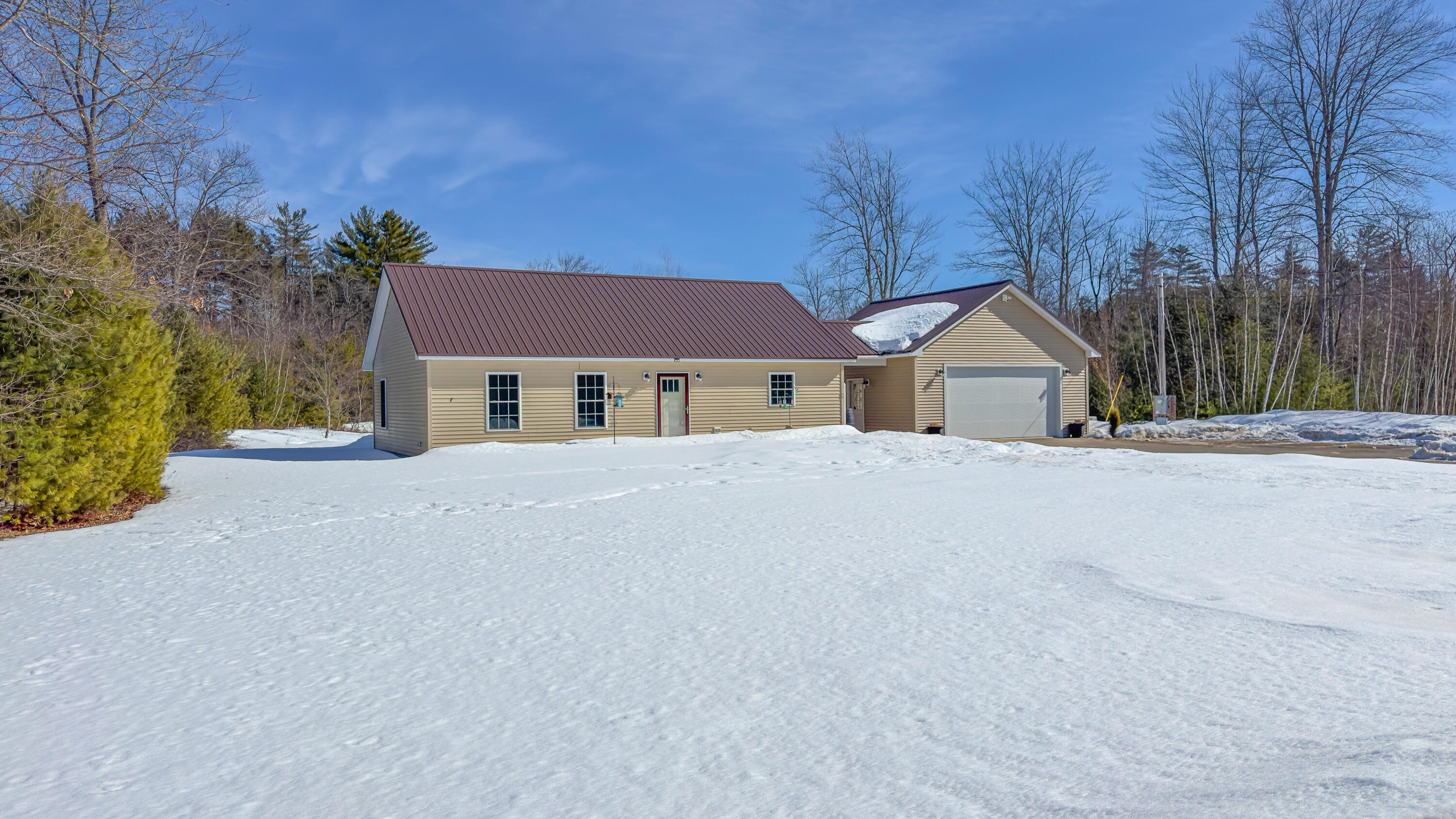 7 Silver Way, Oxford, ME, 04270