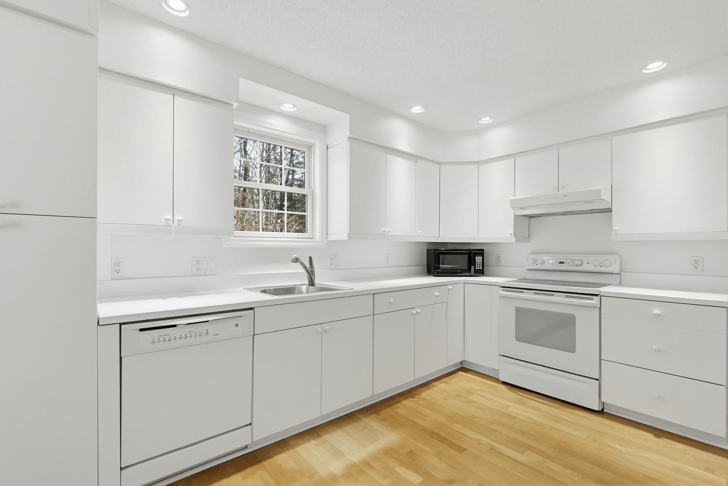 30 Meadow Lane UNIT 8, Freeport, ME, 04032