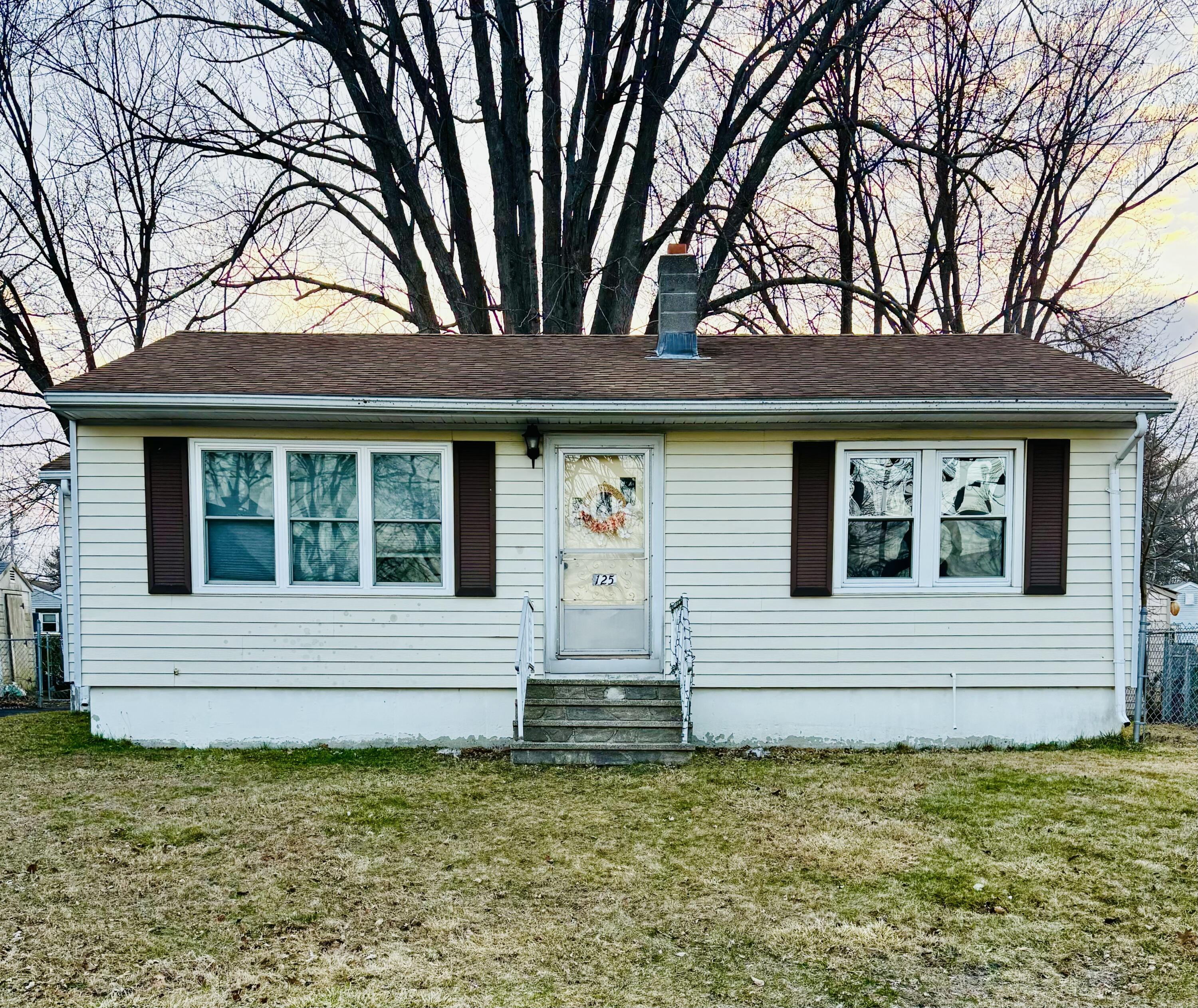 8 Autumn Street, Rockland, ME, 04841