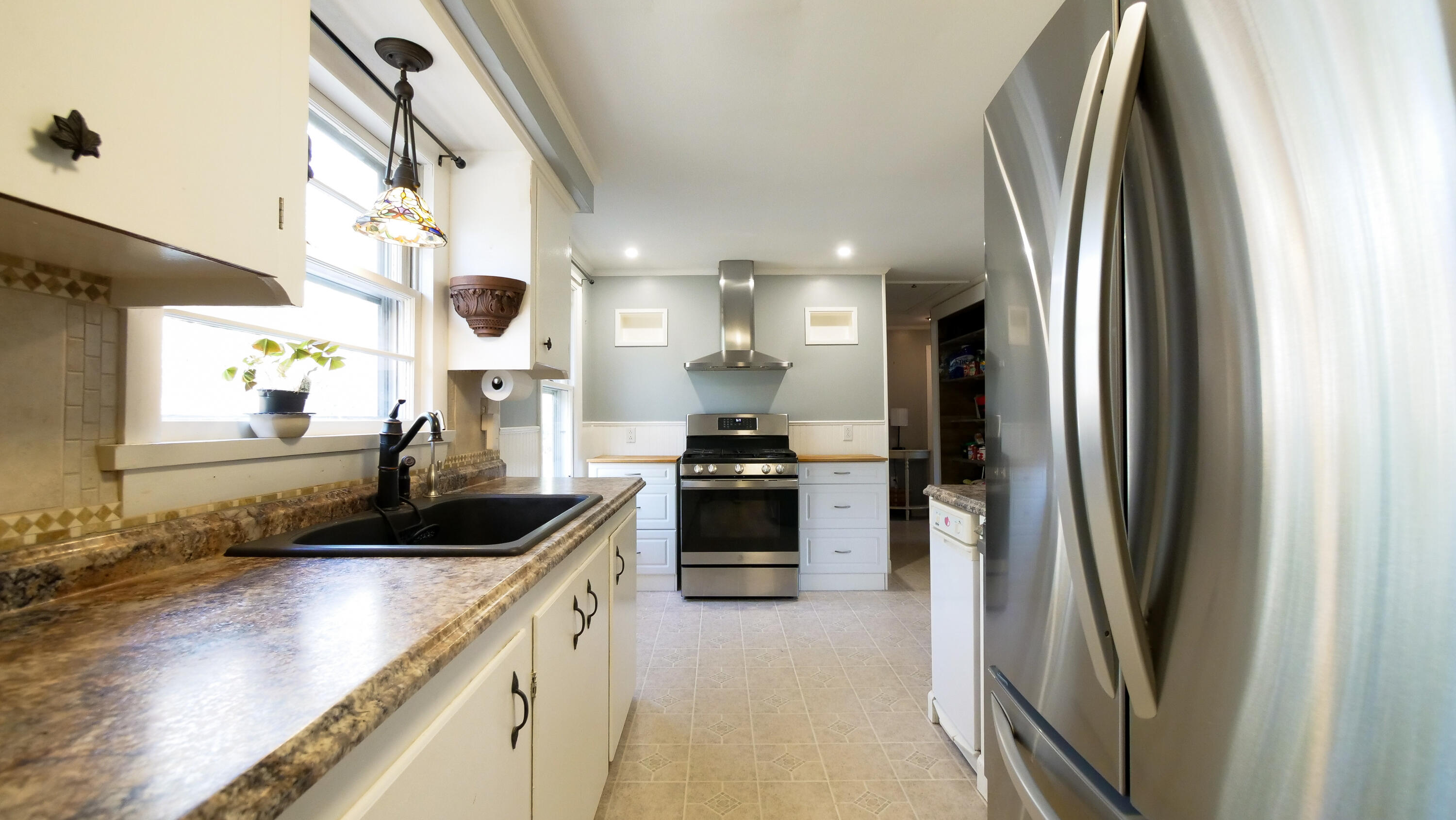 16 Gardner Road, Orono, ME, 04473