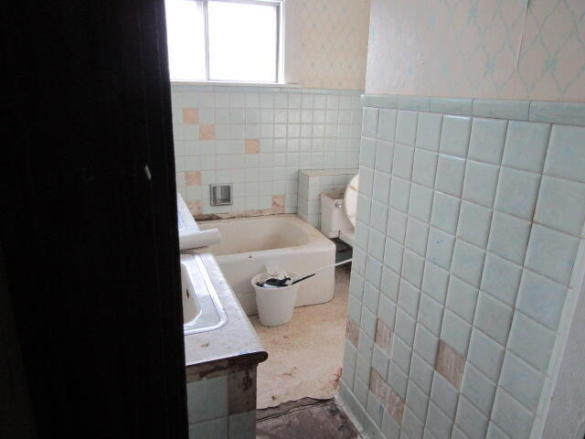 13 Otis Street, Livermore Falls, ME, 04254