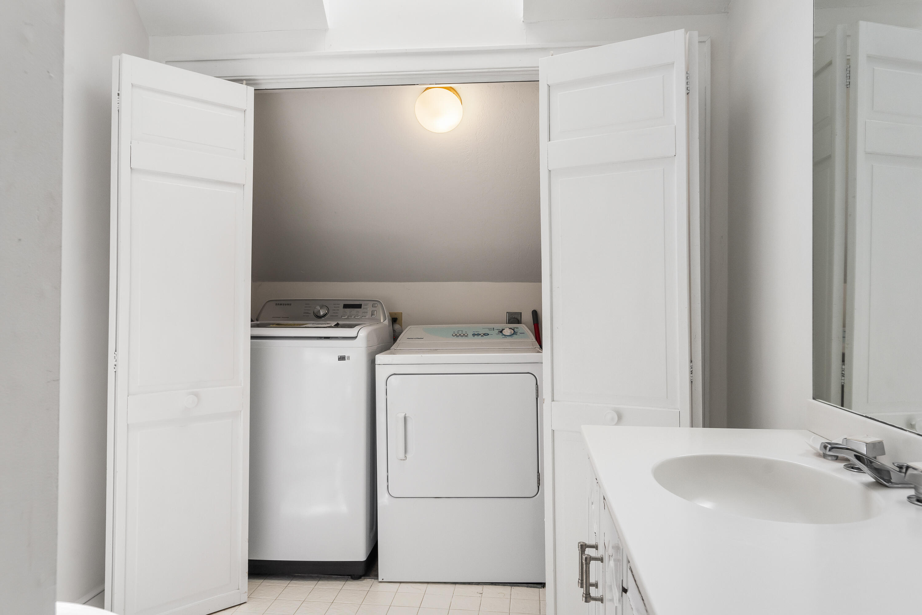 298 Ocean Avenue, Kennebunkport, ME, 04046