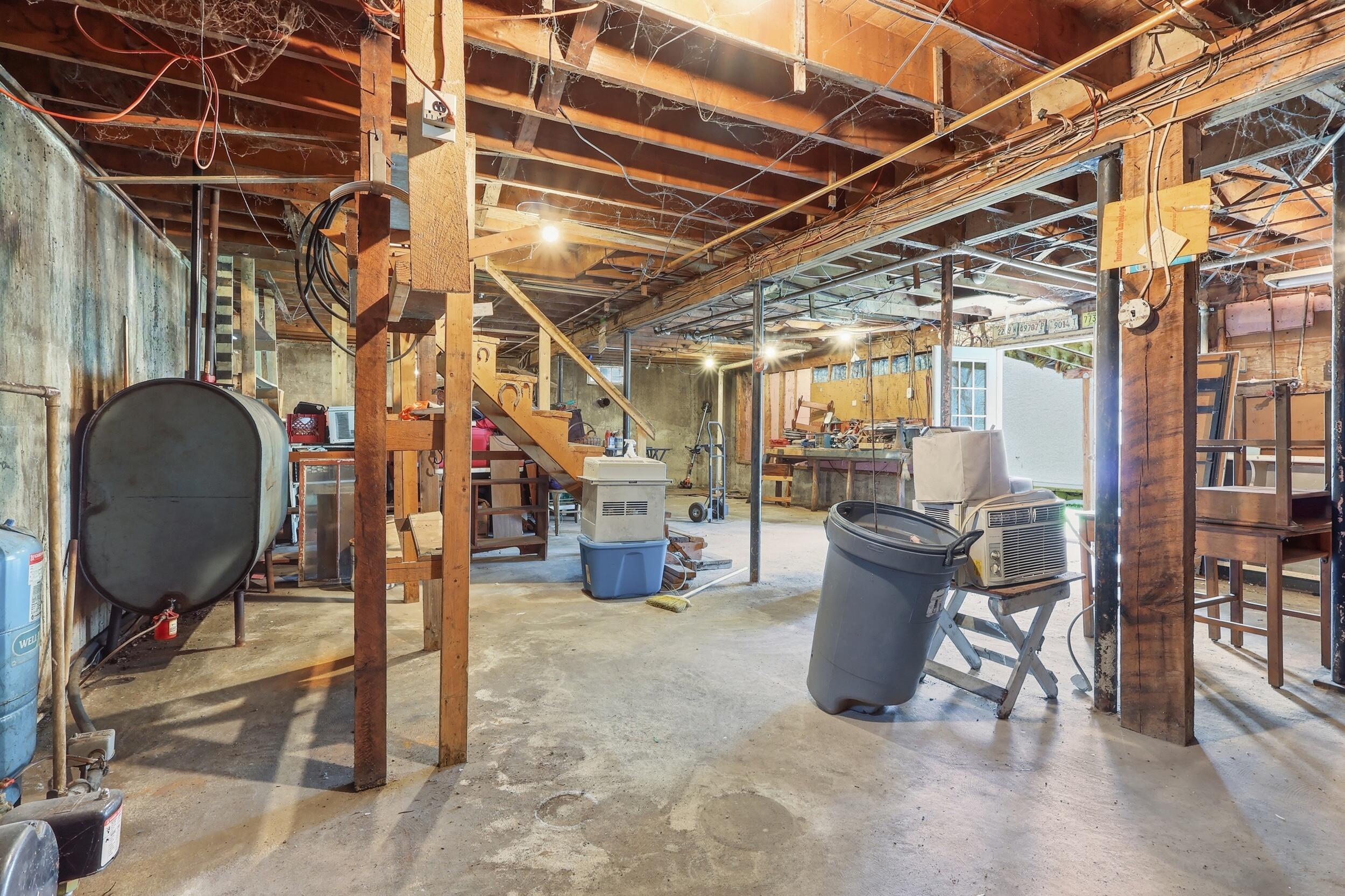 392 Elm Street, Mechanic Falls, ME, 04256