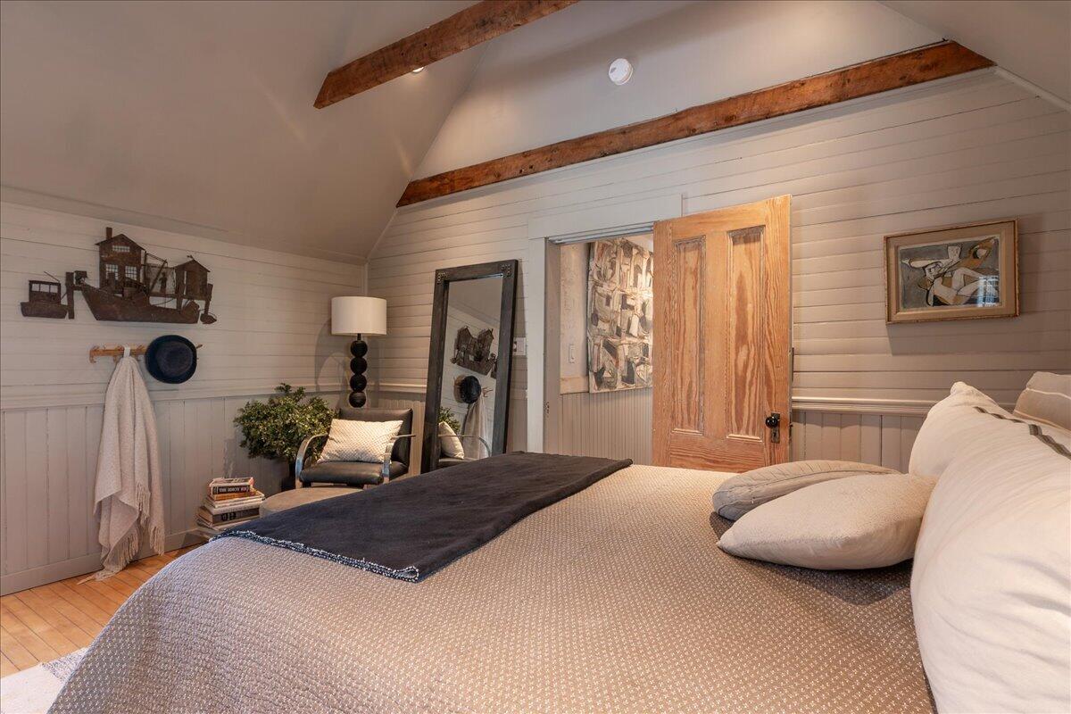 17 Mountain Street, Camden, ME, 04843