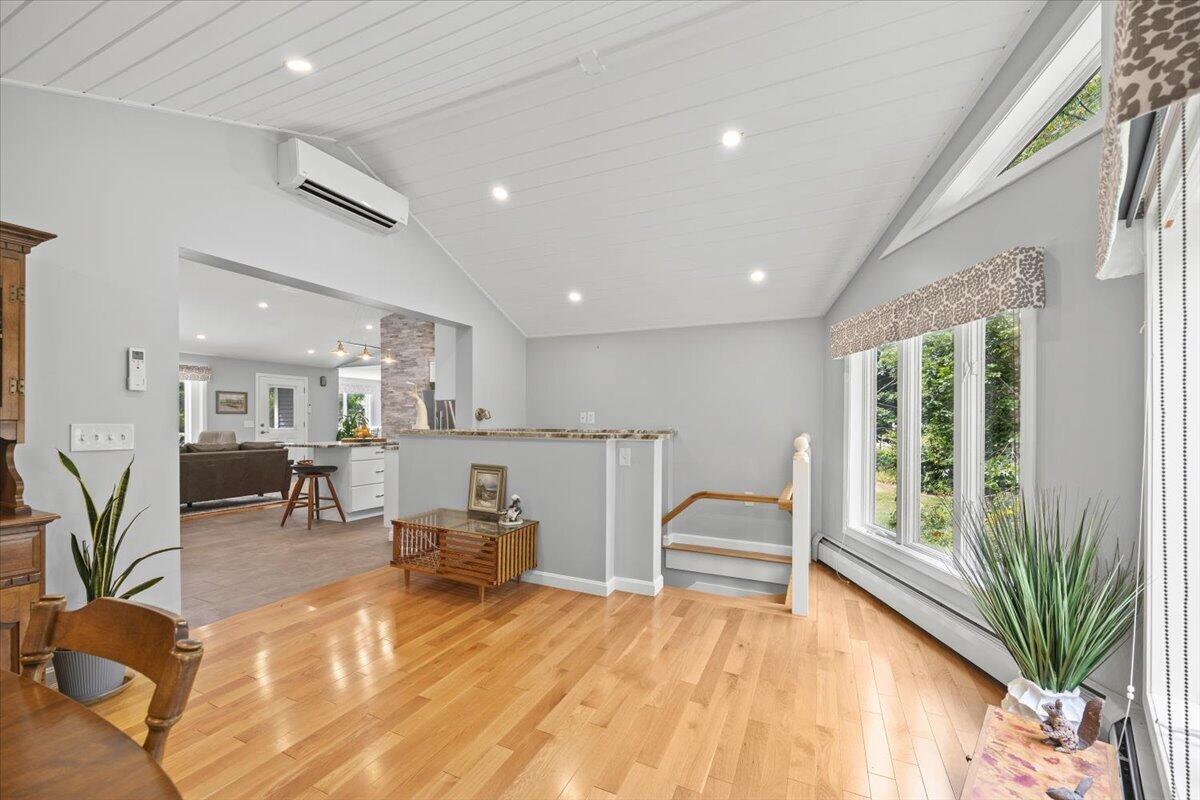 40 Old Neck Road, Scarborough, ME 04074 26-40 Old Neck-26