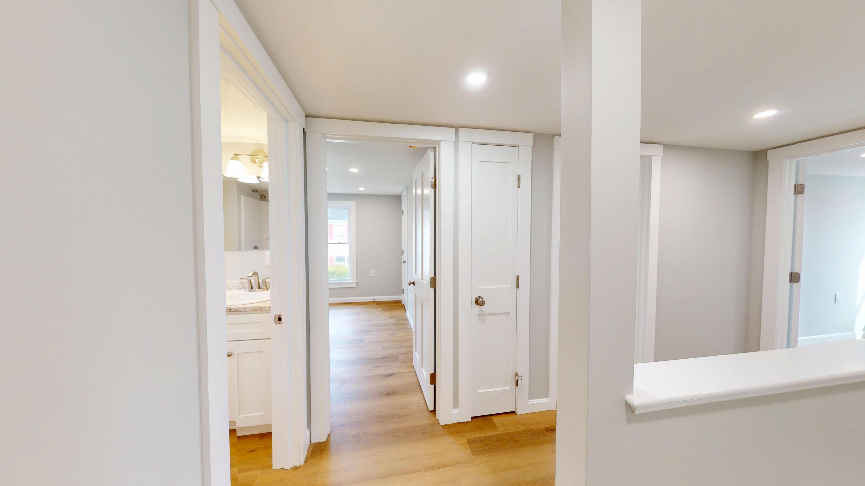 38 River Road, Howland, ME, 04448