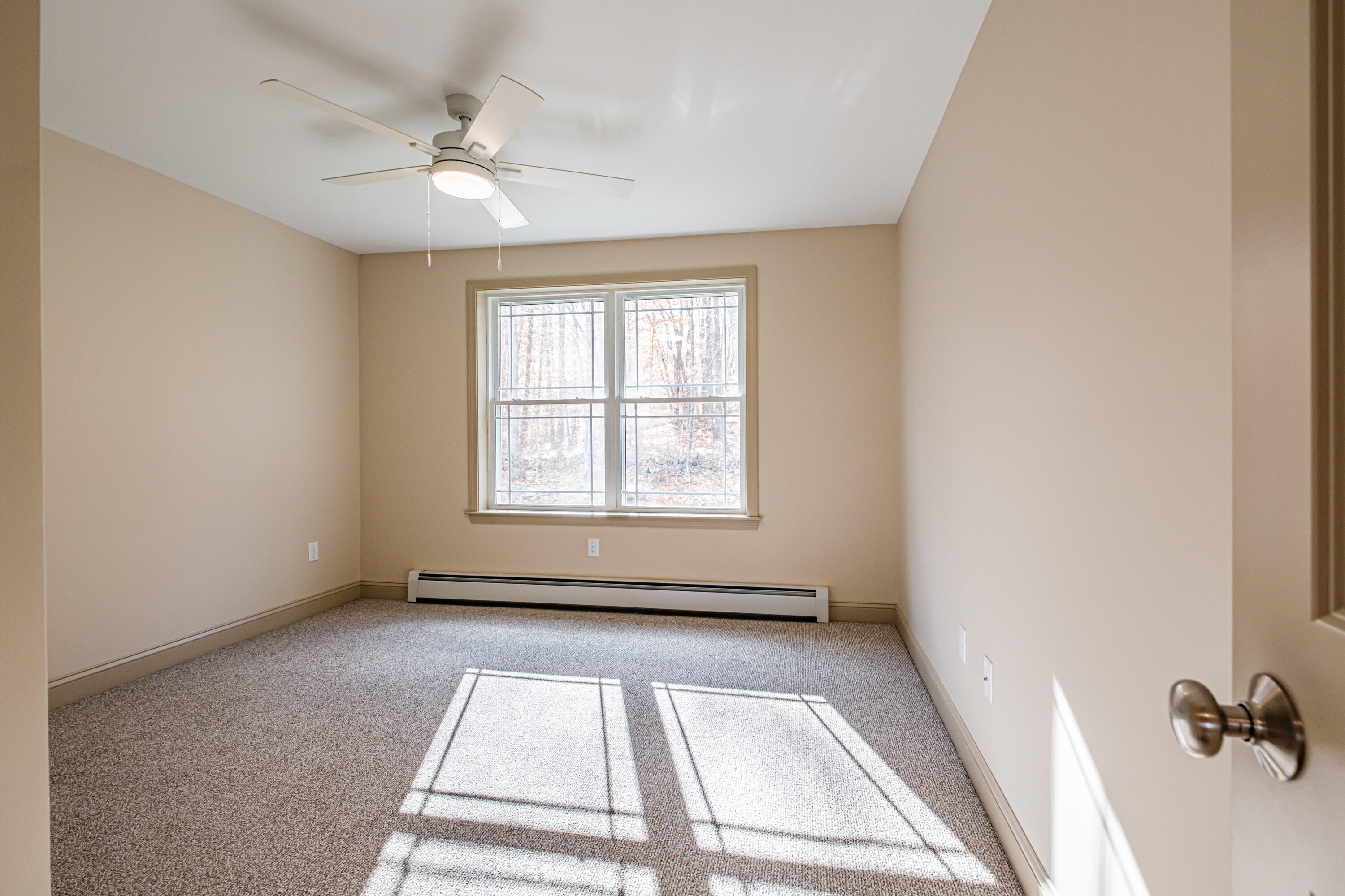 33 Woodbrey Lane, Standish, ME, 04084