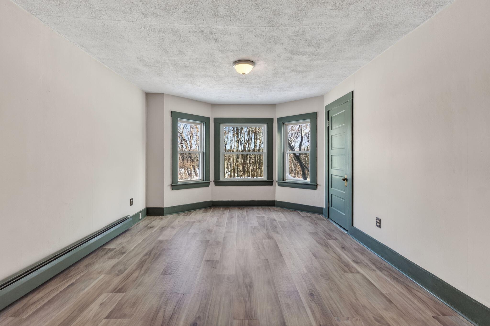 87 Pioneer Avenue, Sanford, ME, 04073